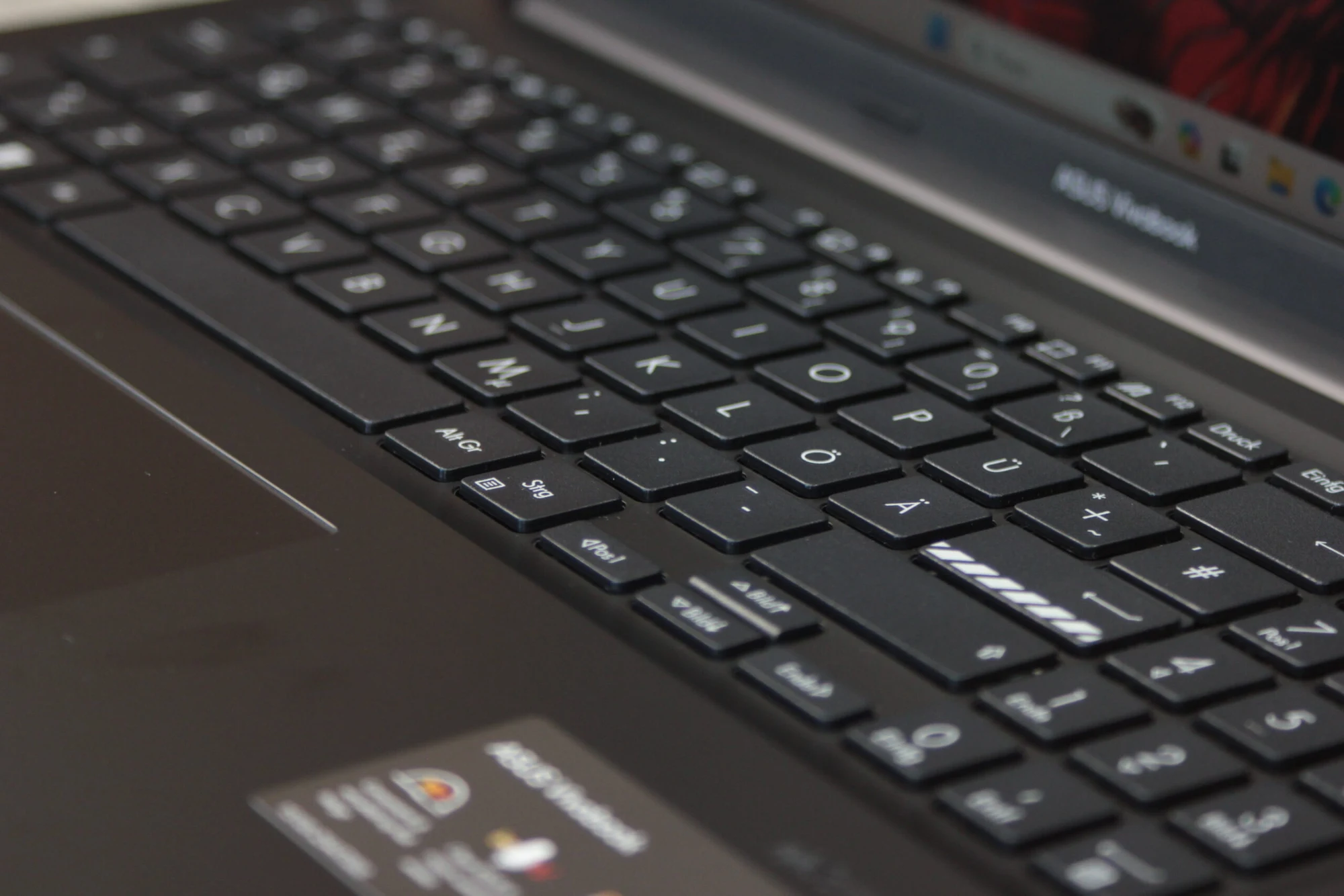 Nou! Asus Vivobook 16 | Core 5 120U | 16GB | 512GB | Intel Graphics | 16.0″ — miniatură 8