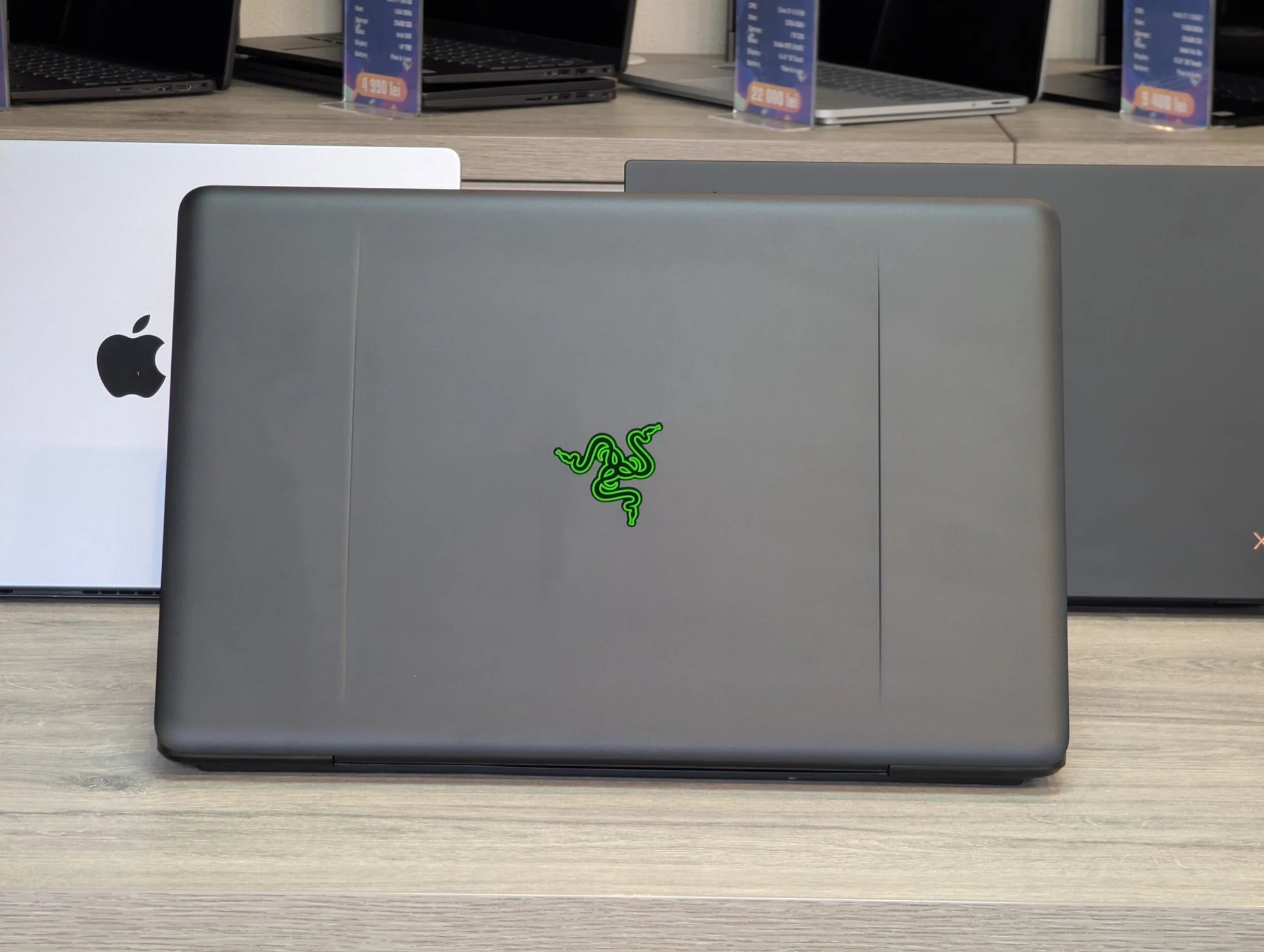 Nou! Razer Blade Pro 17 | i7-7700HQ | 16GB | 256GB SSD + 2TB HDD | GTX 1060 6GB | 17.3″ Full HD — miniatură 8
