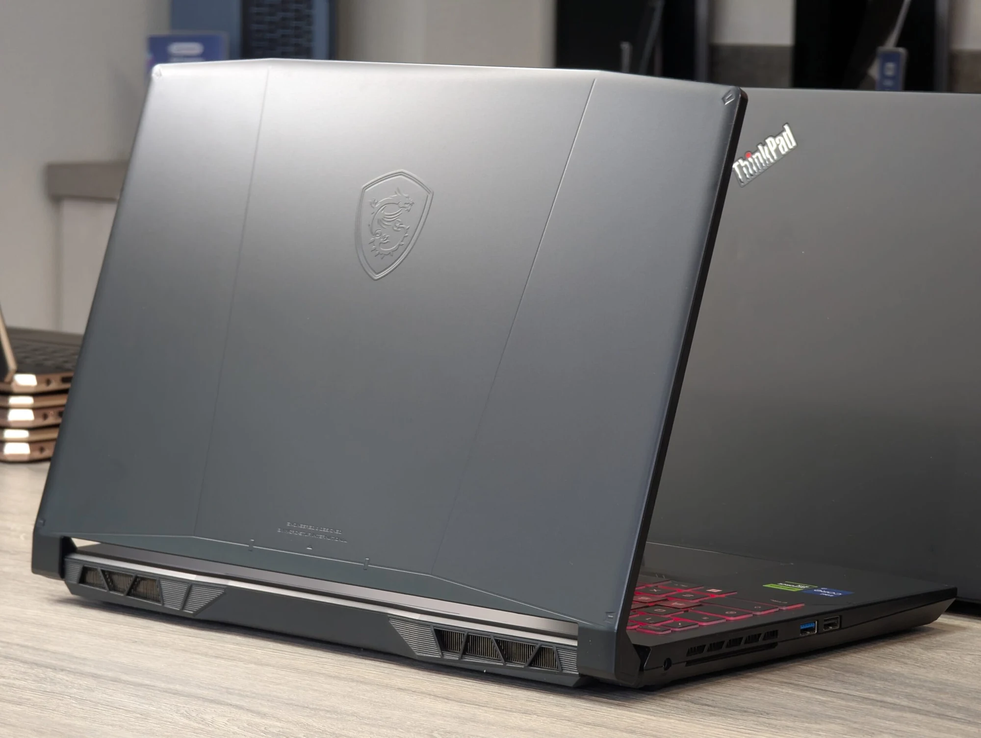 MSI Katana 15 B13VFK | i7-13620H | 16GB | 1TB | RTX 4060 8GB | 15.6″ 144Hz — miniatură 10
