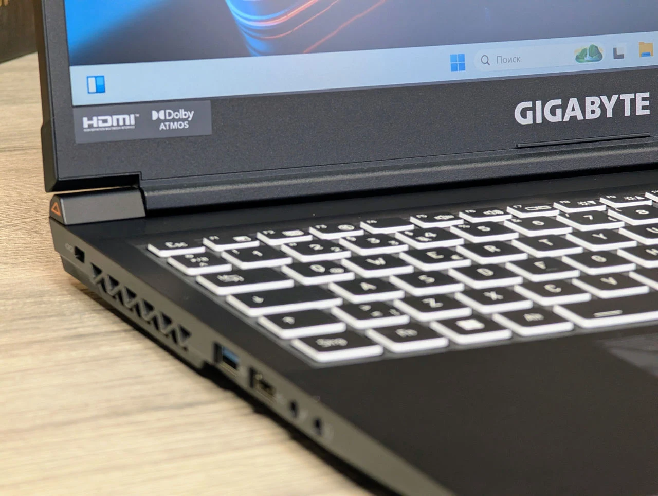 Gigabyte G5 | i7 13620H | 16GB | 512GB | RTX 4050 | 15.6″ 144Hz — miniatură 11