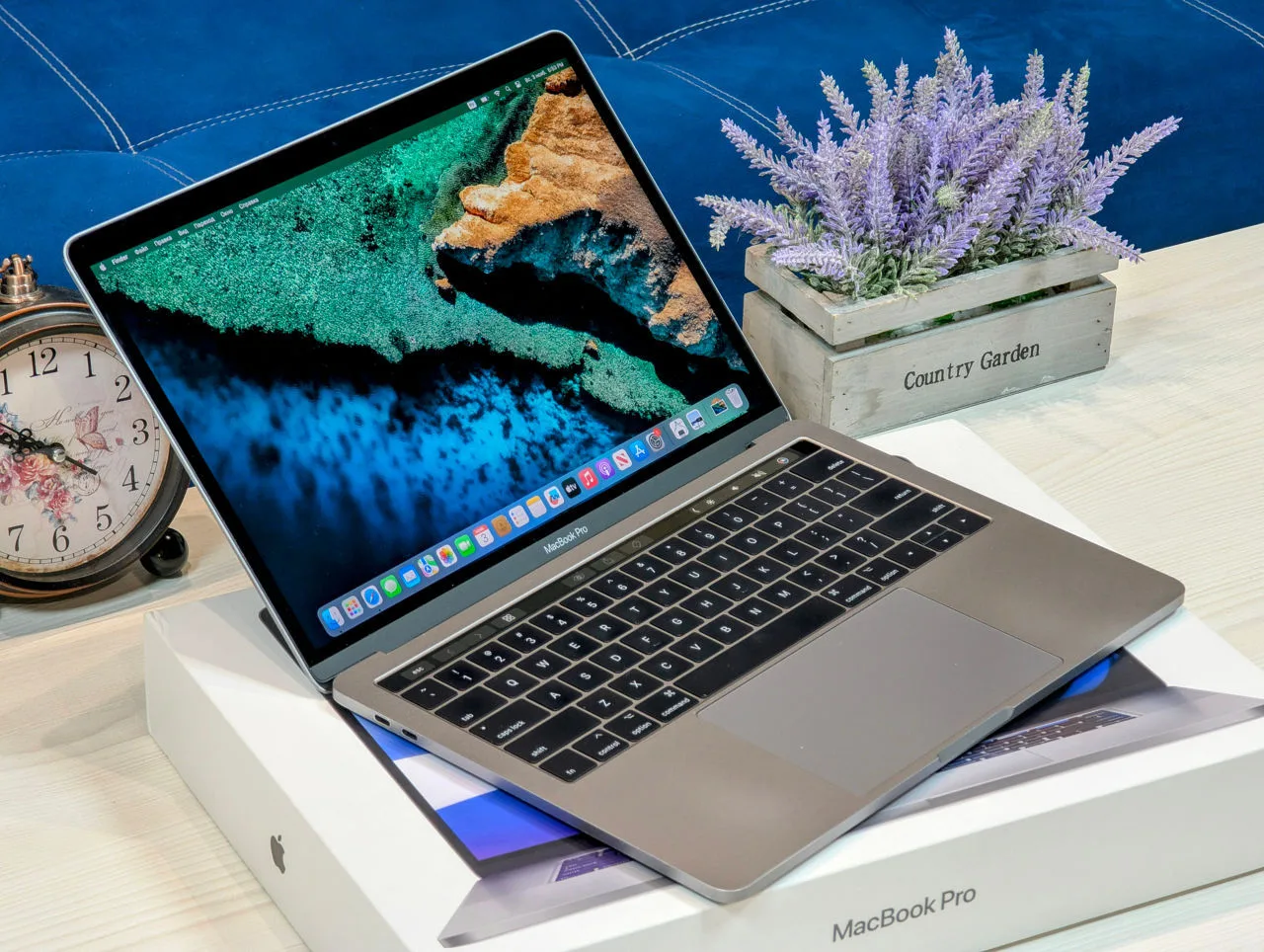Apple MacBook Pro 13 (2017) | i7 3.5GHz | 16GB Ram | 1TB | Retina — miniatură 6