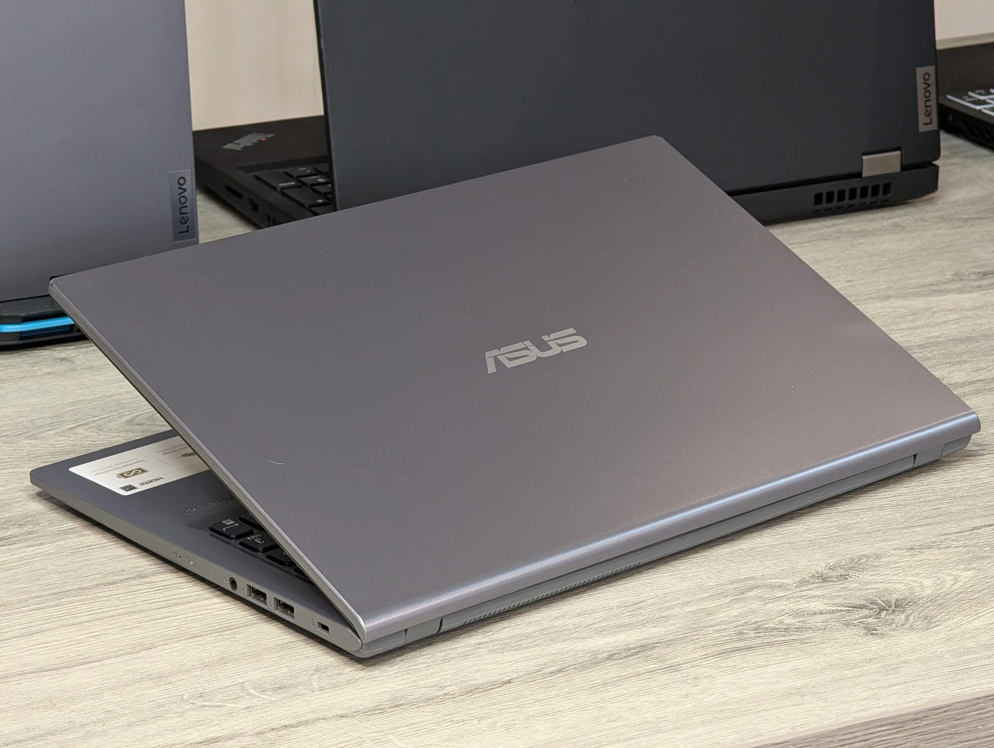 Asus VivoBook 15 X515UA | Ryzen 7 5700U | 16GB | 256GB | Radeon Graphics | 15.6″ FHD — miniatură 14