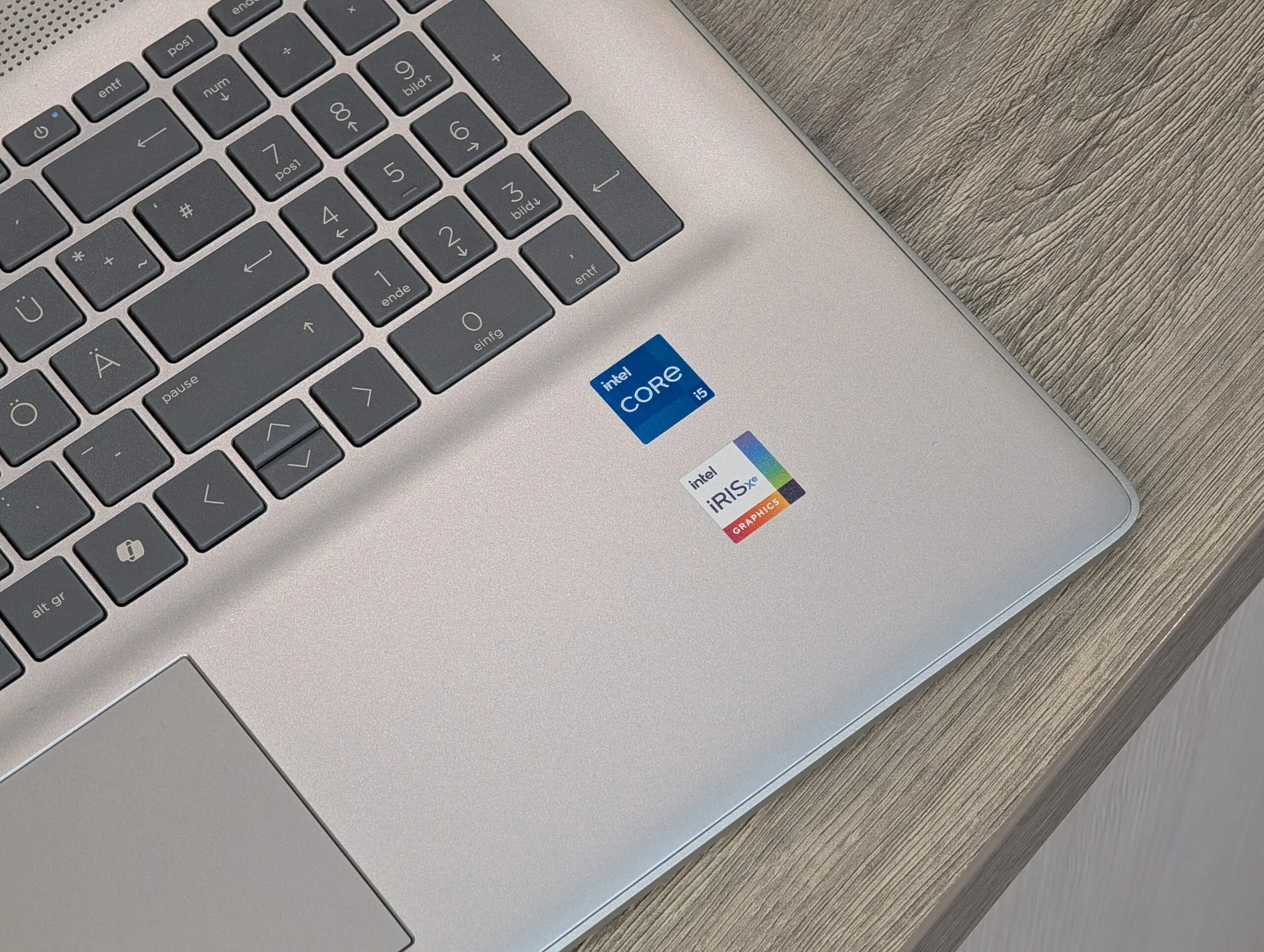 HP Laptop 17 | i5-1334U | 16GB | 256GB | Iris Xe Graphics | 17.3″ FHD — миниатюра 9