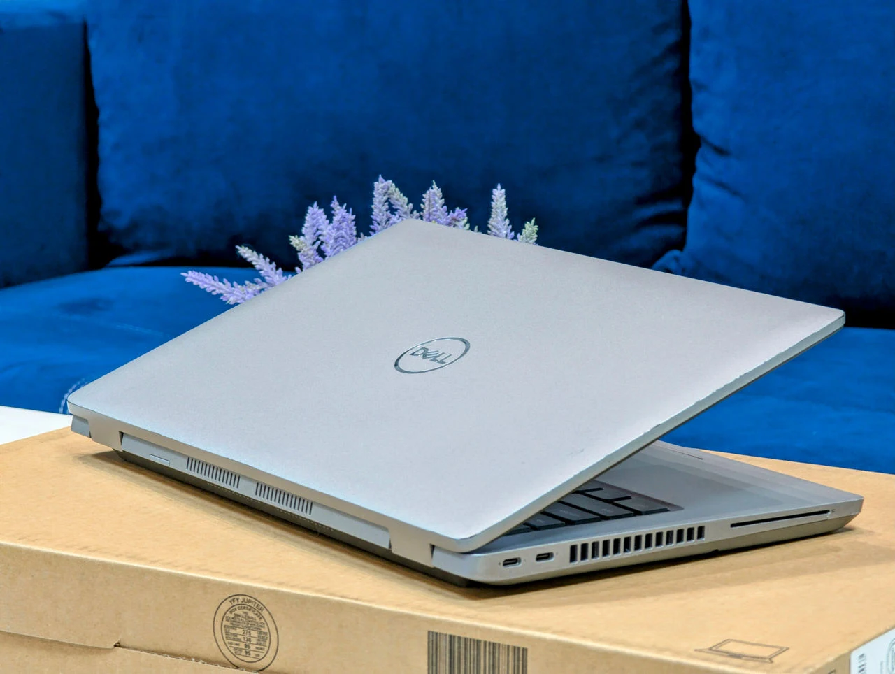 Dell Latitude 5421 | i7-11850H | 16GB | 256GB | Intel UHD Graphics | 14″ FHD — miniatură 14