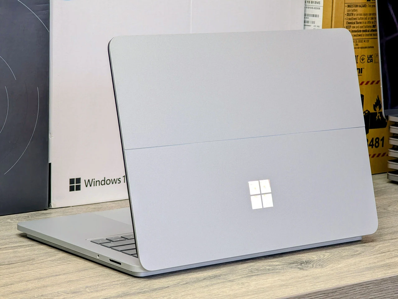 Surface Laptop Studio | i7 11370H | 32GB | 1TB | RTX 3050 Ti | 14.4″ 2K 120Hz — miniatură 11