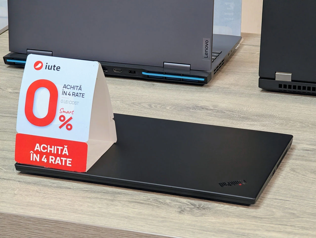 Lenovo ThinkPad X1 Carbon Gen 6 | i5-8265U | 16 GB | 256GB | 14″ IPS — miniatură 11