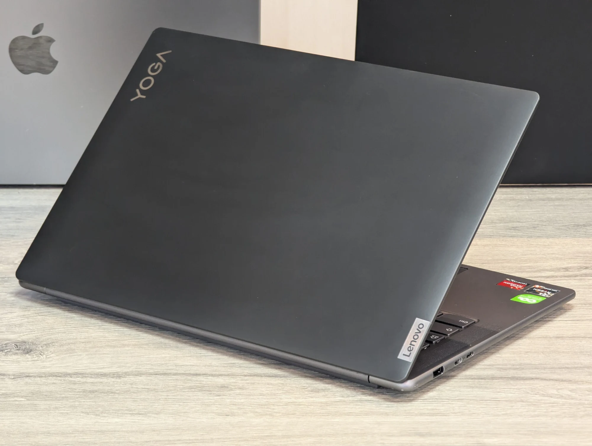 Lenovo Yoga 7 | Ryzen 5 6600HS Creator Edition | 16GB | 512GB | AMD Radeon Graphics | 14.0″ 3K 120Hz — miniatură 11