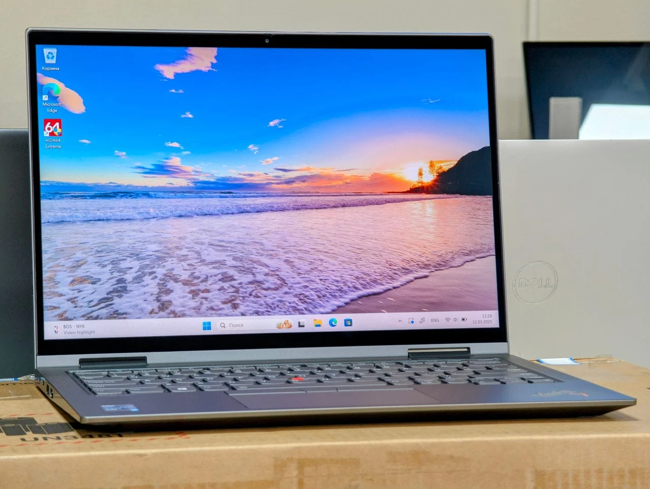 ThinkPad X1 Yoga Gen 4 | Intel i7 8665U | 16GB | 256GB | 14″ 2K Touch — miniatură 3