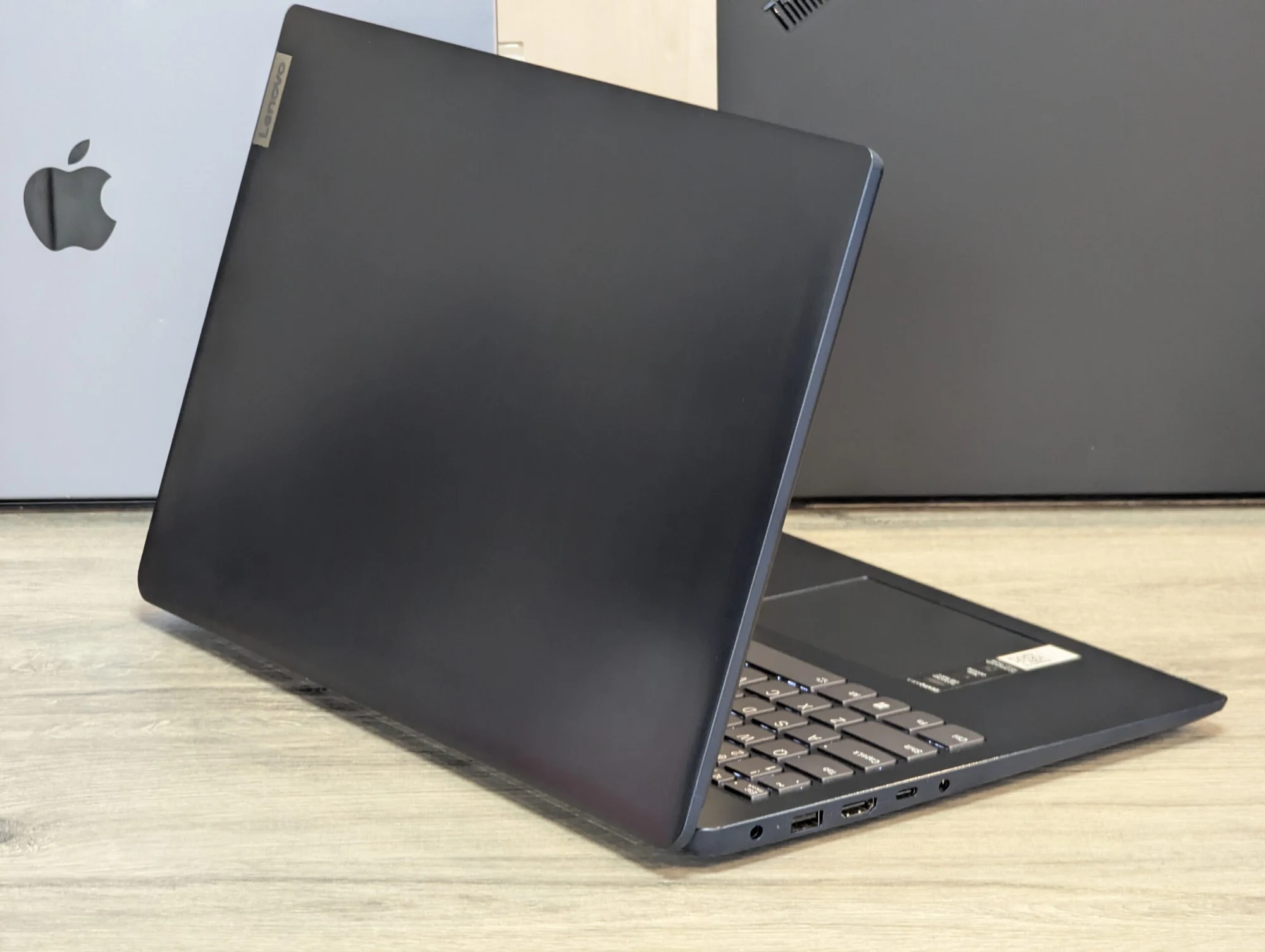 Lenovo IdeaPad 3 | Intel i7 1255U | 12GB | 256GB | 15.6″ FHD — miniatură 7