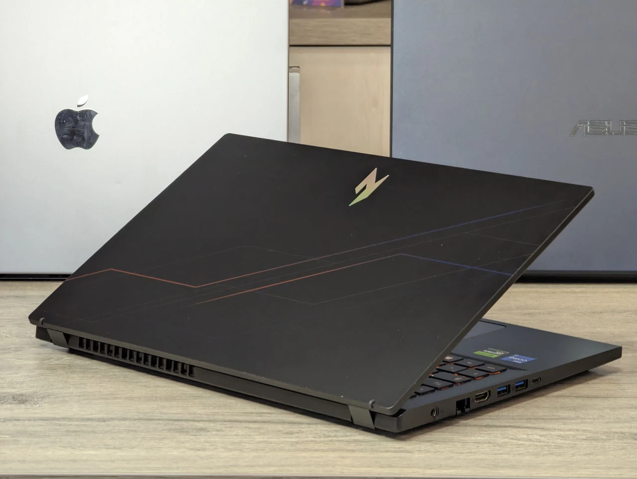 Acer Nitro V 15 | i7-13620H | RTX 5050 | 32GB | 1TB | 15.6″ FHD 165Hz — миниатюра 10