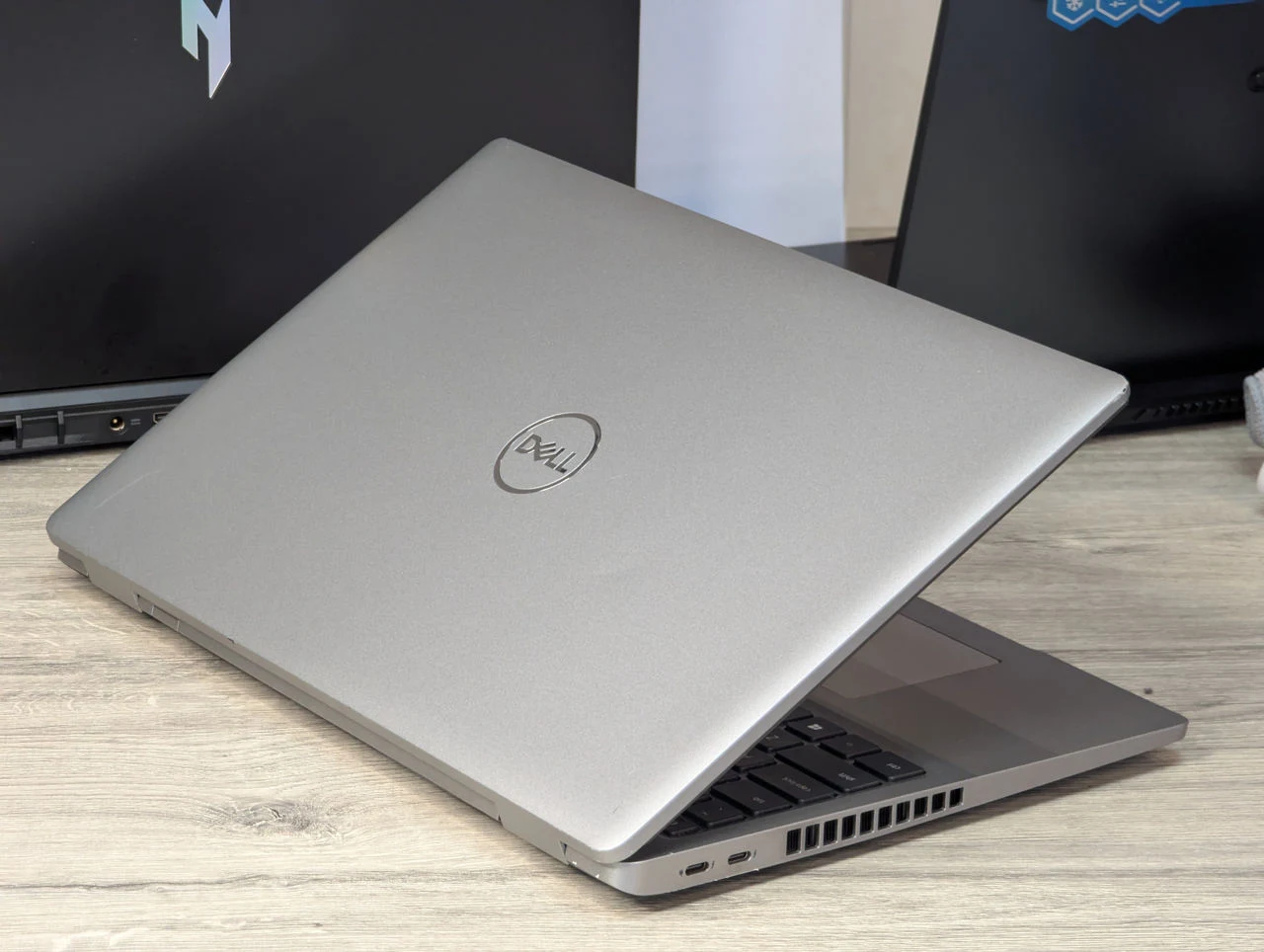 Dell Latitude 5520 | i7-1165G7 | 16GB Ram | 256GB | 15.6″ — miniatură 10