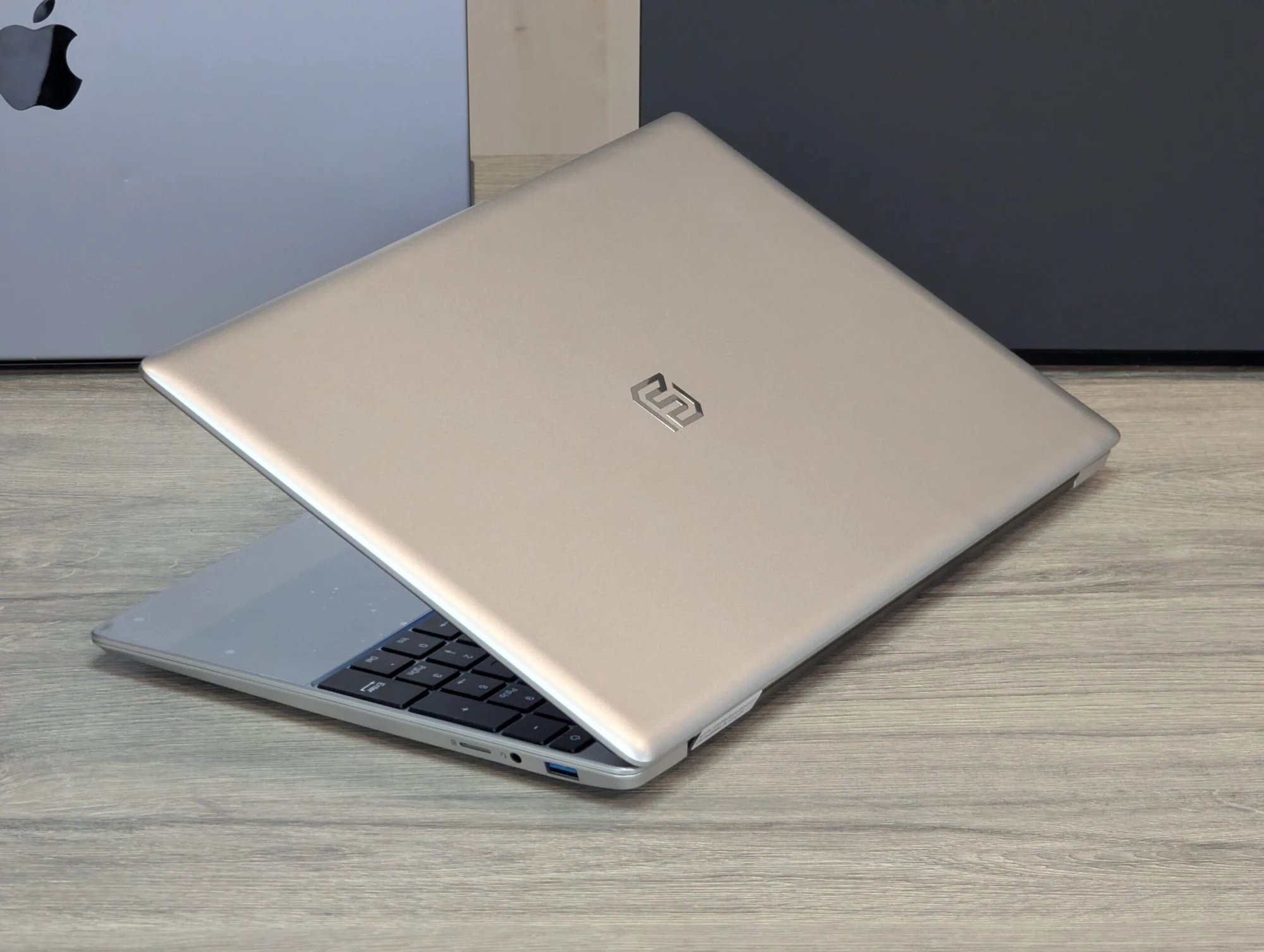 Nou! VenBook 16.0″ | Intel Celeron N4000 | 8GB RAM | 256GB SSD | Intel UHD 600 | Windows 11 Pro — miniatură 11