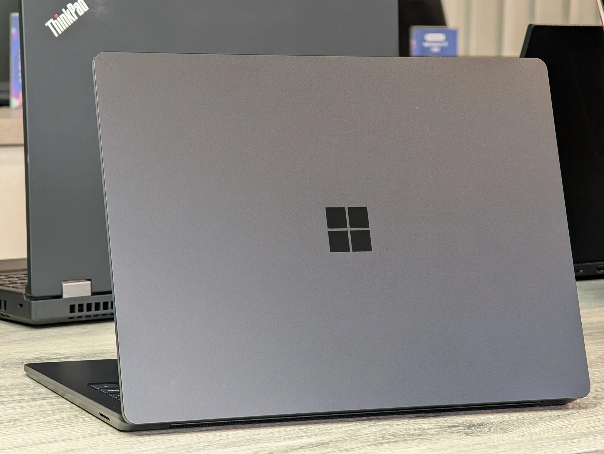 Microsoft Surface Laptop 4 | i7 1185G7 | 16GB | 256GB | Iris Xe Graphics | 13.5″ Touch — miniatură 11