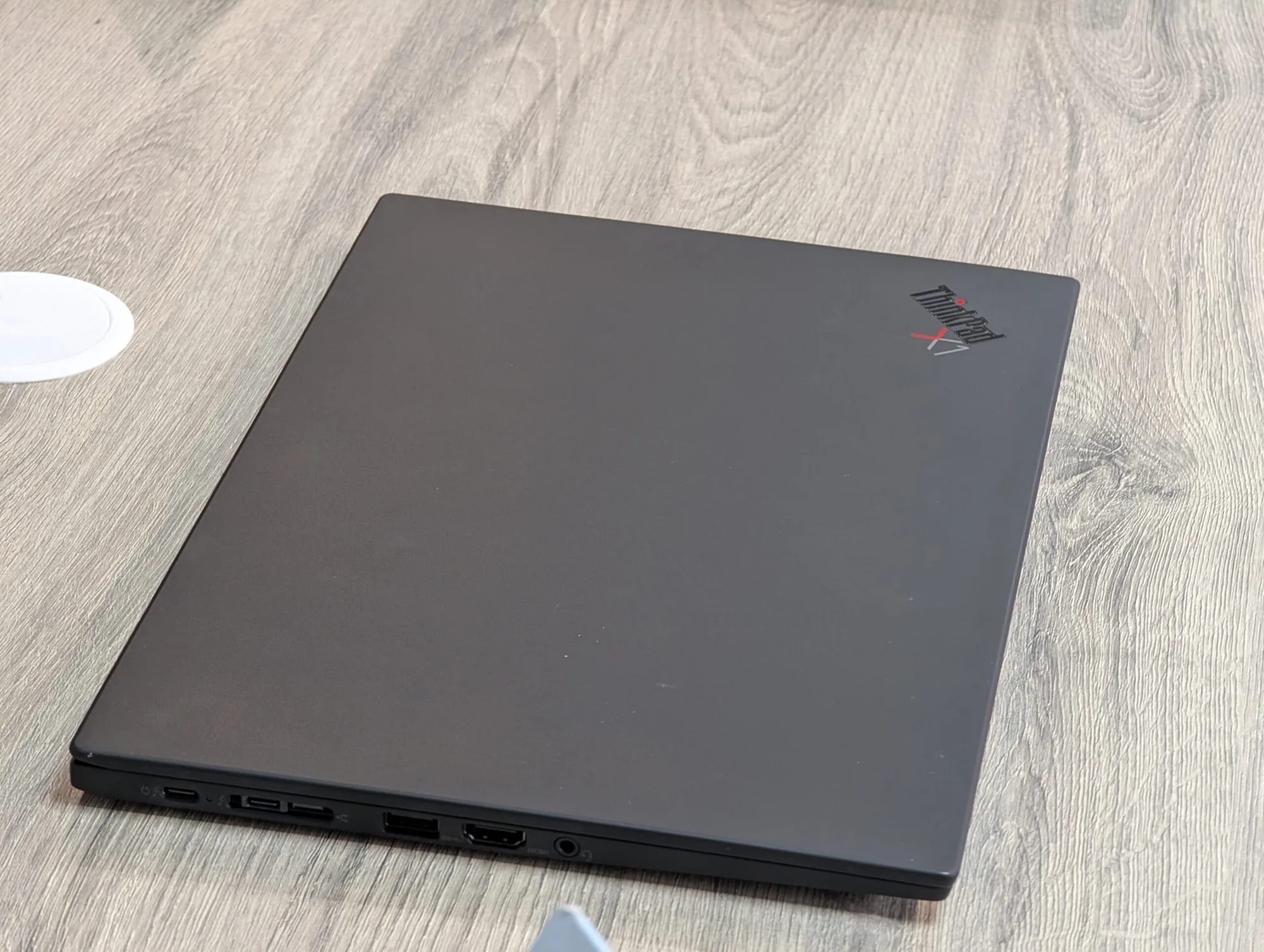 Lenovo ThinkPad X1 Carbon Gen 8 | i5 10210U | 16GB | 256GB | Intel UHD | 14.0″ FHD — miniatură 17