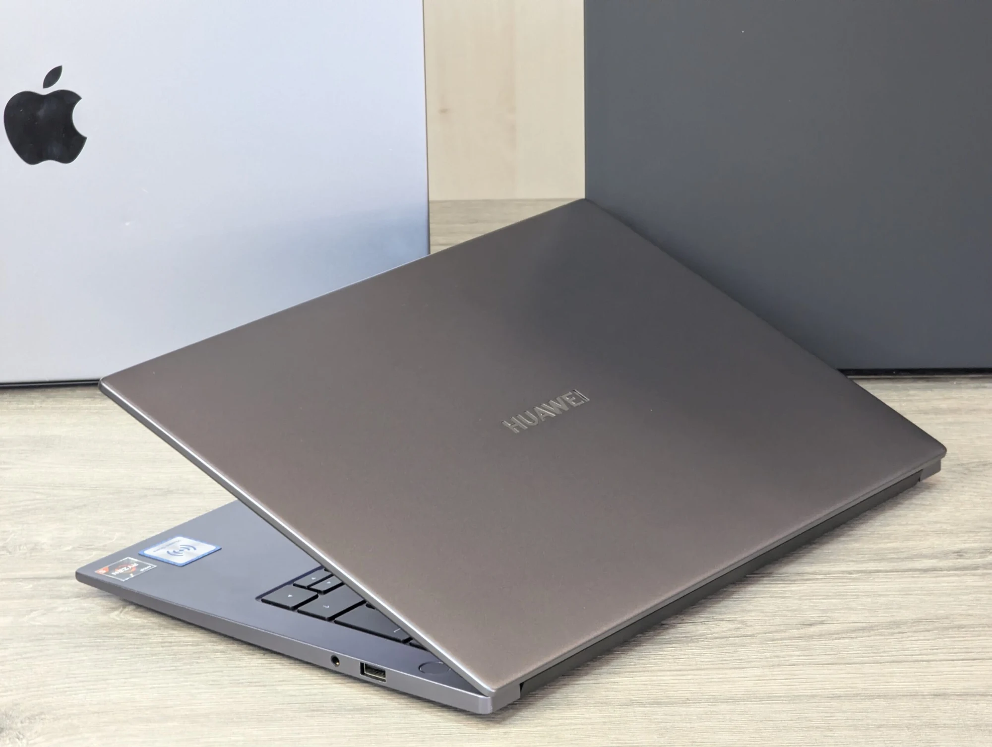 Nou! Honor MagicBook 14 | AMD Ryzen 5 3500U | 8GB | 256GB SSD | Radeon Vega 8 | 14.0″ Full HD — miniatură 12