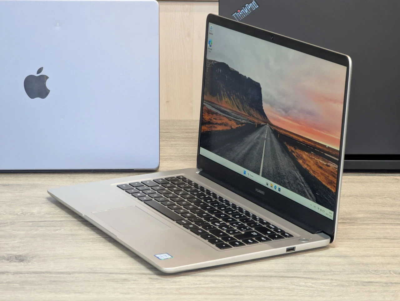 Nou! Huawei MateBook D 15 | i3-8130U | 12GB | 256GB SSD | 15.6″ FHD — miniatură 5