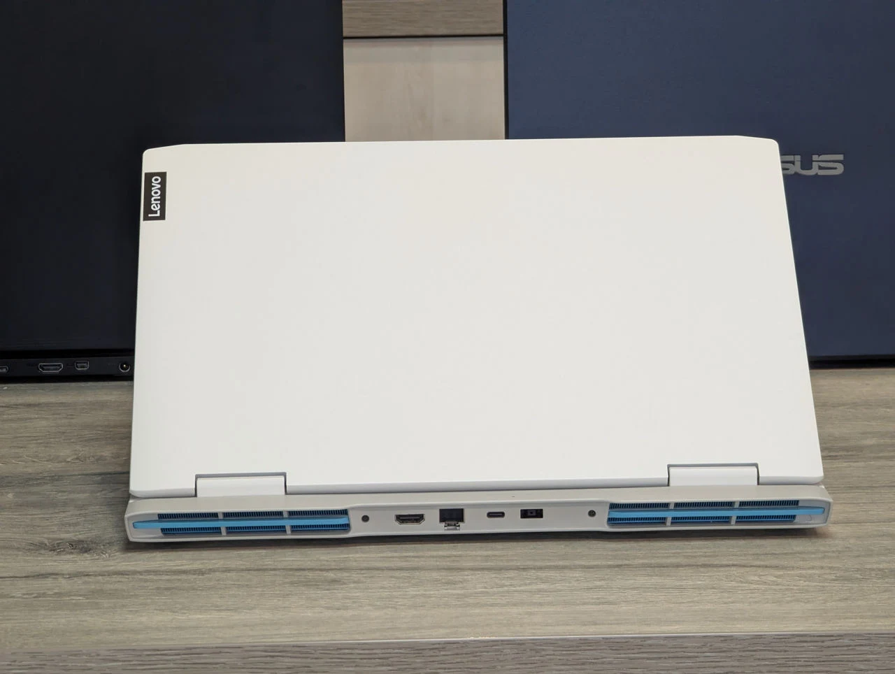 Lenovo IdeaPad Gaming 3 | Ryzen 7 6800H | RTX 3050 Ti | 16GB | 512GB | 15.6″ FHD 120Hz — miniatură 11