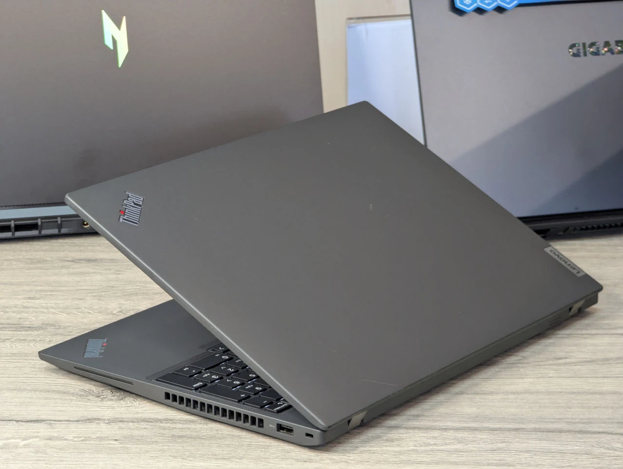 Lenovo ThinkPad T16 Gen 1 | Ryzen 7 PRO 6850U | 16GB Ram | 256GB | 16″ — miniatură 12