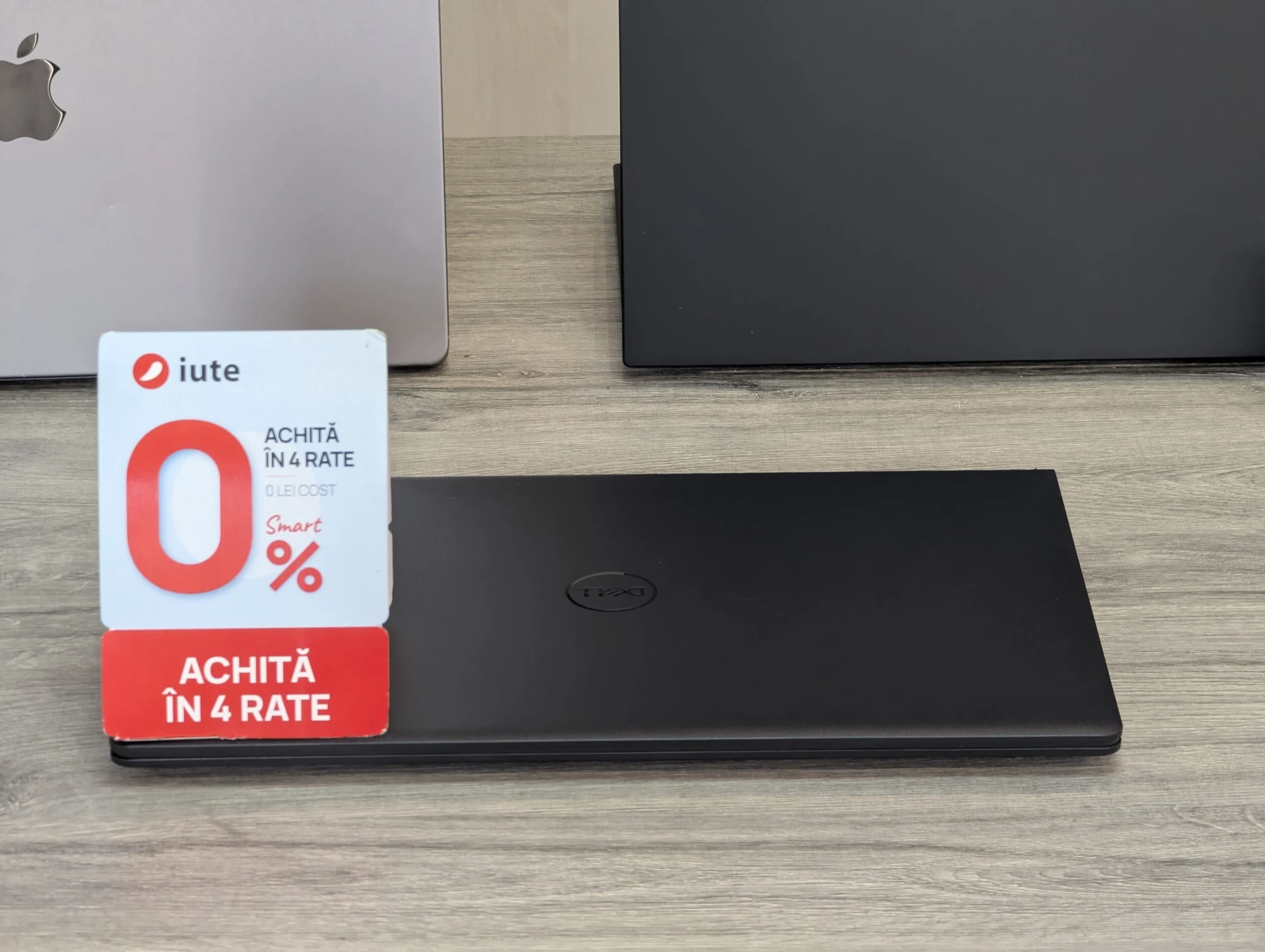 Dell 15 | AMD Ryzen 7 7730U | 16GB | 512GB SSD | AMD Radeon Graphics | 15.6″ Full HD 120Hz — vedere 2