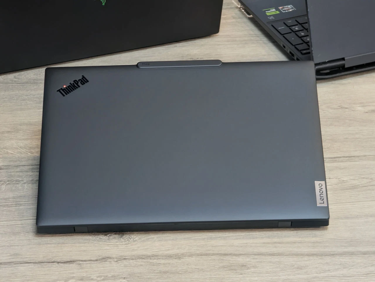 Lenovo ThinkPad T14s Gen 5 | Ultra 7 155U | 32GB Ram | 512GB — miniatură 13