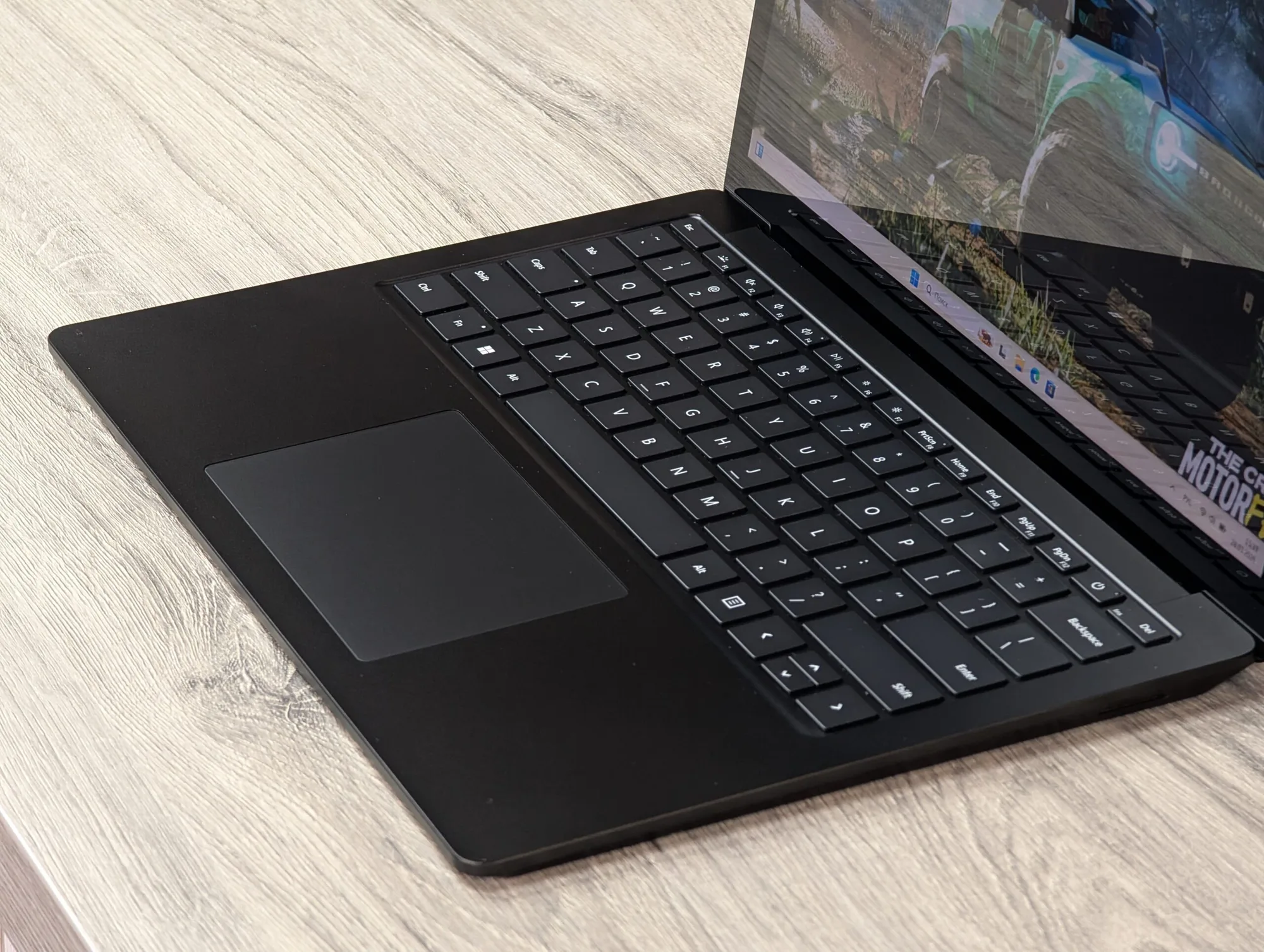 Microsoft Surface Laptop 4 | i7 1185G7 | 16GB | 256GB | Iris Xe Graphics | 13.5″ Touch — miniatură 6