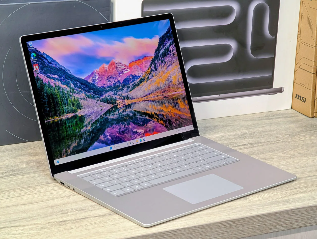 Microsoft Surface Laptop 3 | i7-1065G7 | 16GB Ram | 256GB | 15″ Touch — miniatură 7