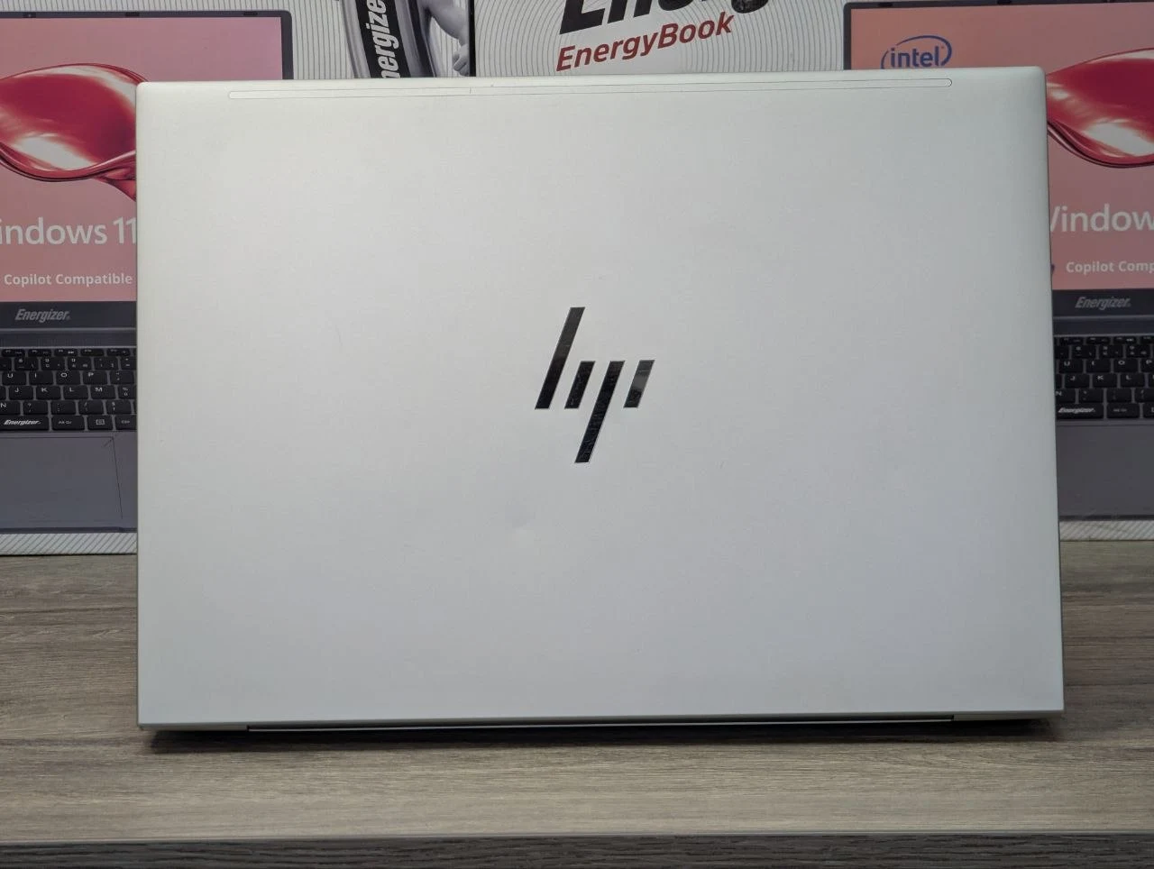 HP EliteBook 845 G9 | AMD Ryzen 5 PRO 6650U | 16GB DDR5 | 256GB SSD | 14.0″ — miniatură 8