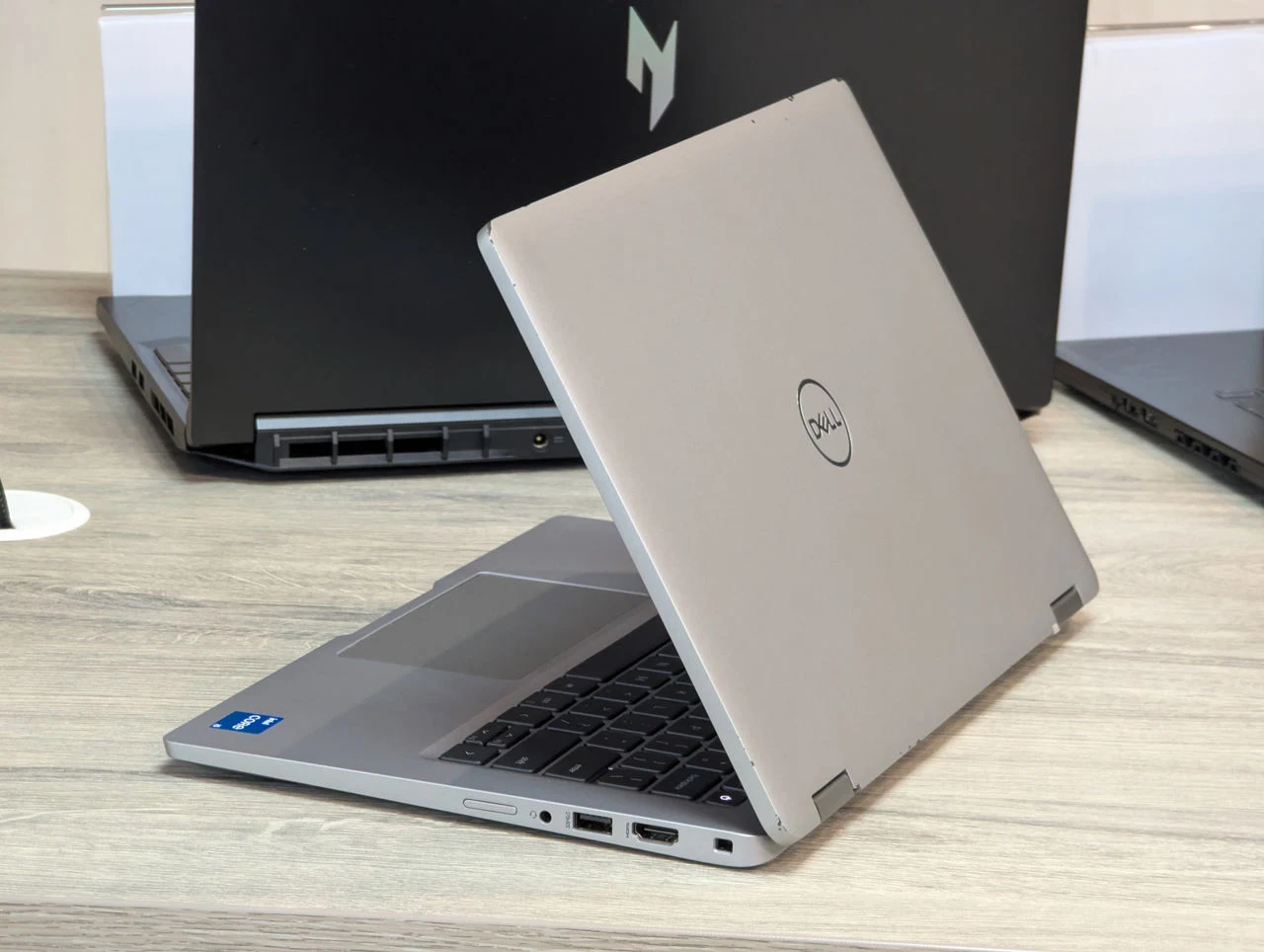 Dell Latitude 5320 2-in-1 | Intel Core i5-1145G7 vPro | 16GB | 256GB | 13.3″ FHD — miniatură 7