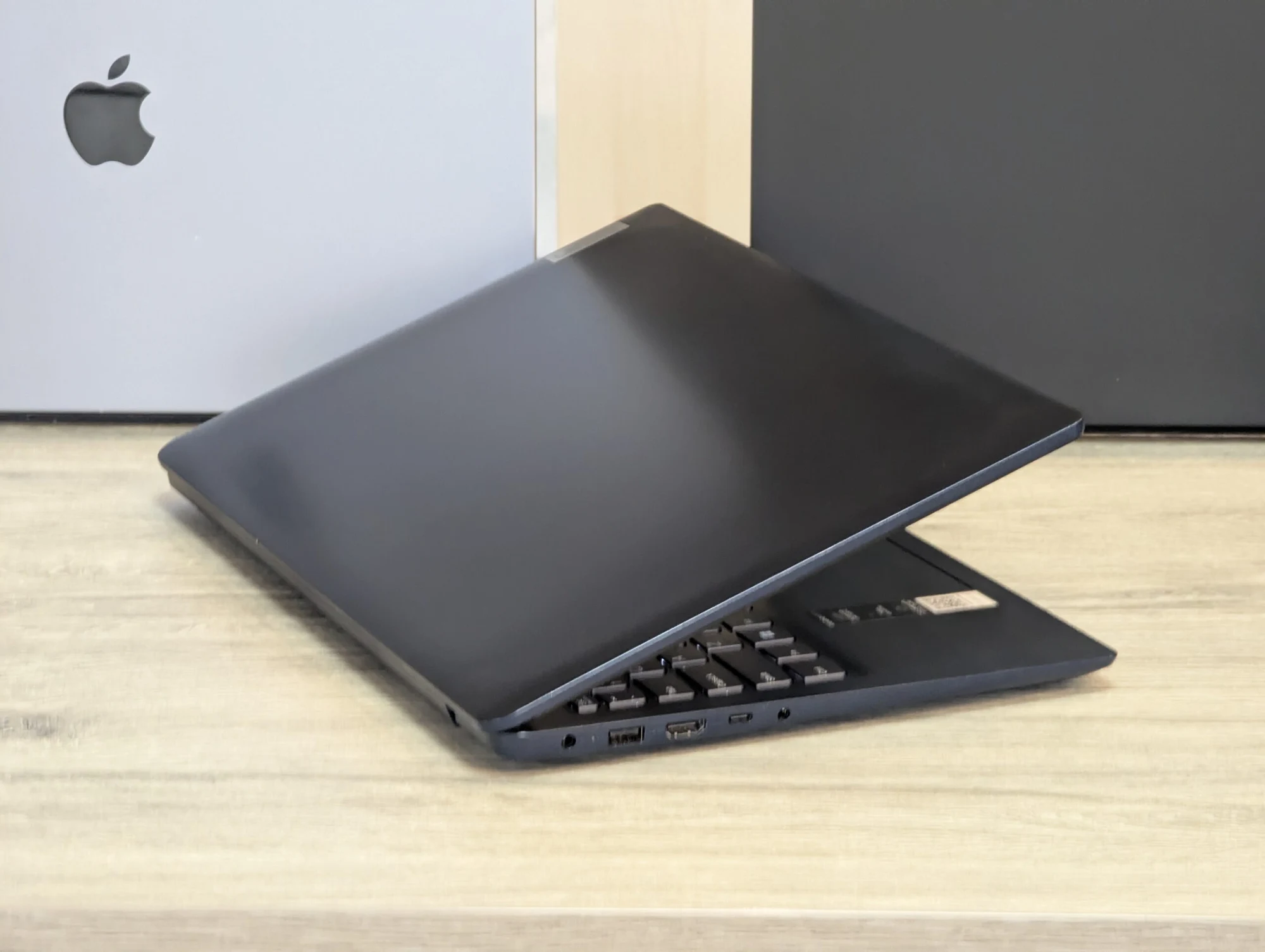 Lenovo IdeaPad 3 | Intel i7 1255U | 12GB | 256GB | 15.6″ FHD — miniatură 10