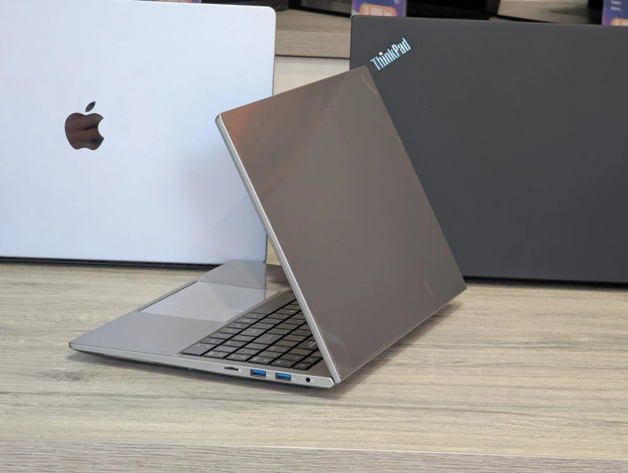 Nou! Ruzava 15.6″ | Intel Celeron N5095 | 8GB | 256GB SSD | Intel UHD Graphics | Windows 11 Pro — miniatură 7