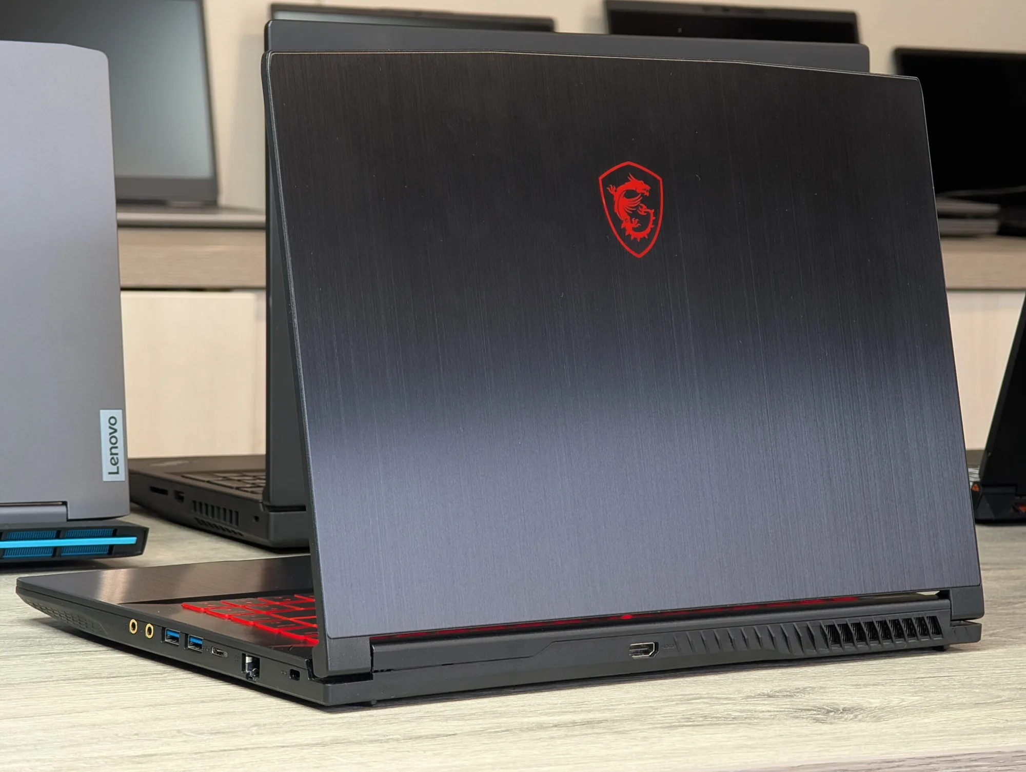 MSI Thin GF63 12VF | i5 12450H | 16GB | 512GB | RTX 4060 | 15.6″ FHD 144Hz — miniatură 11