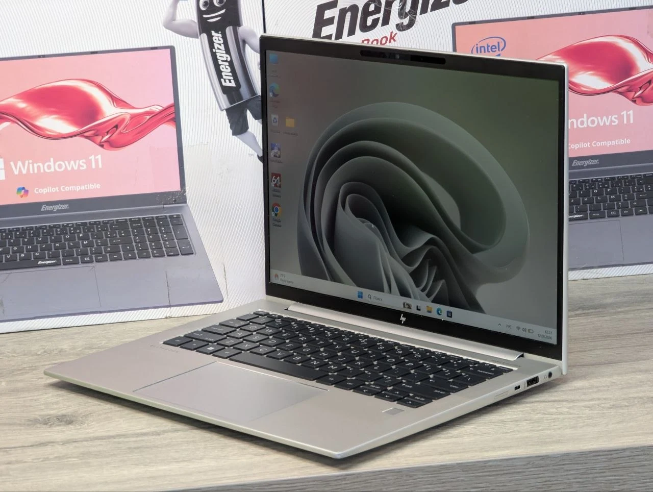 HP EliteBook 845 G9 | AMD Ryzen 5 PRO 6650U | 16GB DDR5 | 256GB SSD | 14.0″ — miniatură 3