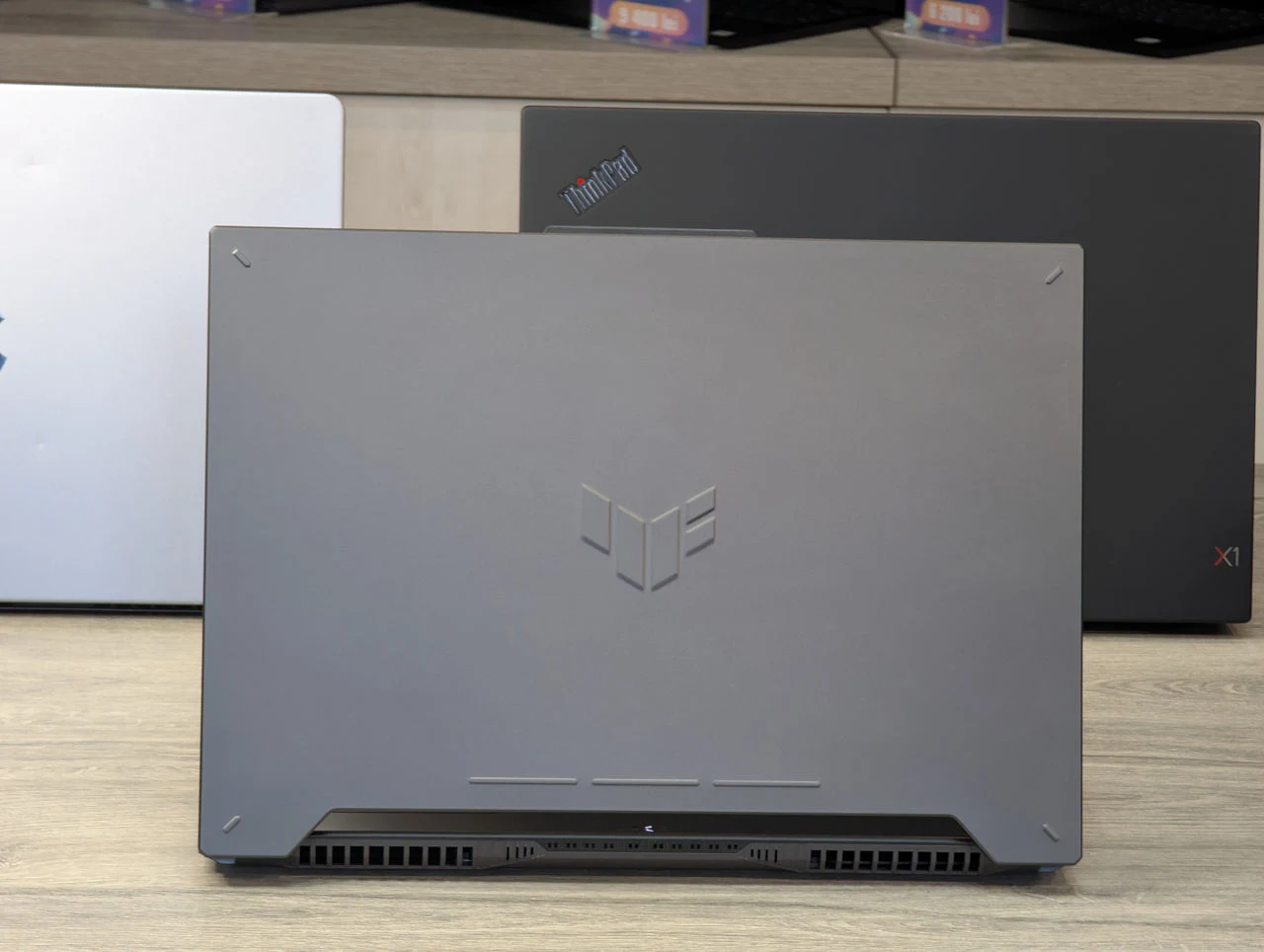 ASUS TUF Gaming F15 | i7-13620H | 16GB | 512GB | RTX 4060 | 144Hz — miniatură 9