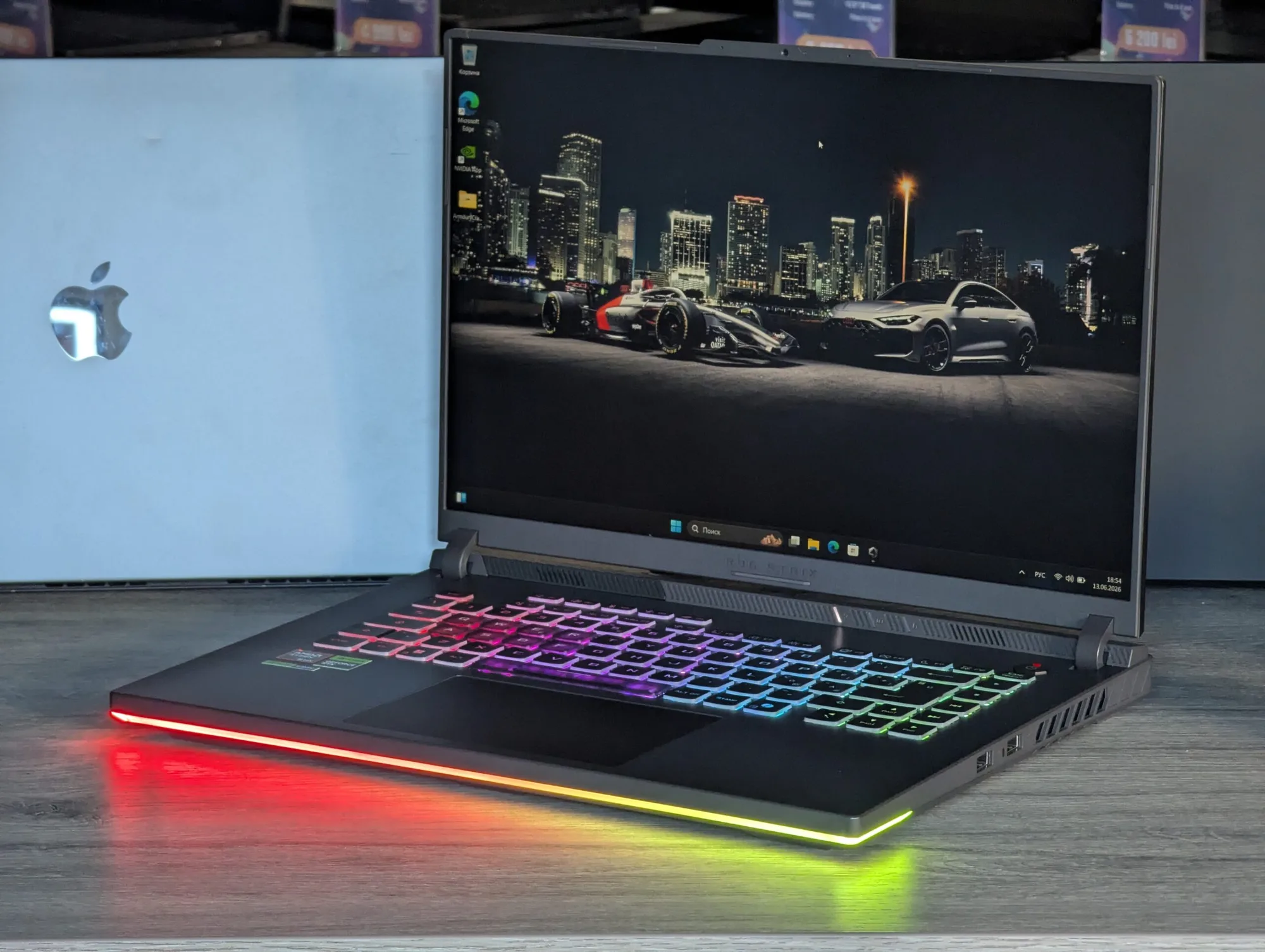 ASUS ROG Strix G16 | Ryzen 9 8940HX | 32GB | 2TB | RTX 5070 | 16.0″ 240Hz — miniatură 9