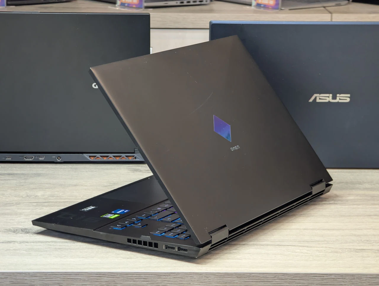 HP OMEN 16 | i7 12700H | RTX 3070 Ti 8GB | 16GB | 512GB | 16.1″ 2.5K 165Hz — miniatură 7