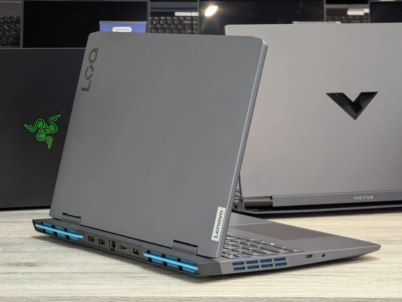 Lenovo LOQ 15IRH8 | i5-12450H | 16GB Ram | 512GB | RTX 3050 6GB | 144Hz — miniatură 10