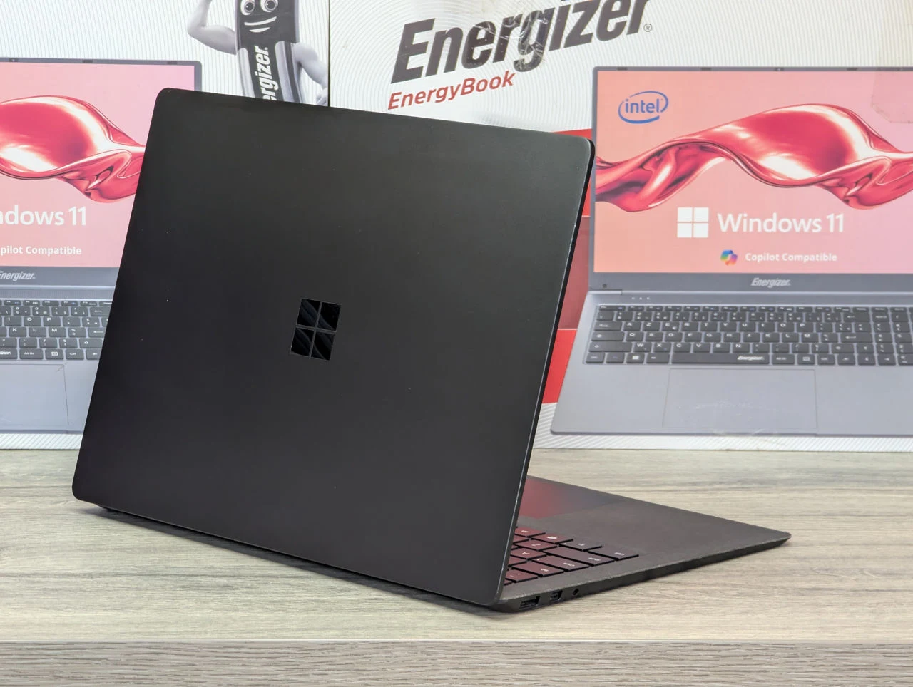 Microsoft Surface Laptop 2 | Intel Core i7-8650U | 16GB | 512GB | 13.5″ Touch — miniatură 8