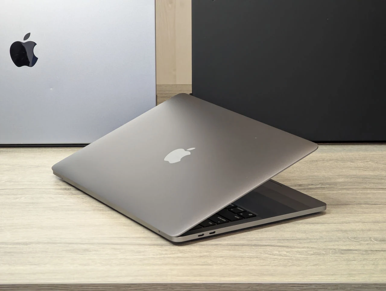 Как новый! Apple MacBook Pro 13″ | Apple M1 | 16GB RAM | 512GB SSD | 13.3″ Retina — миниатюра 10