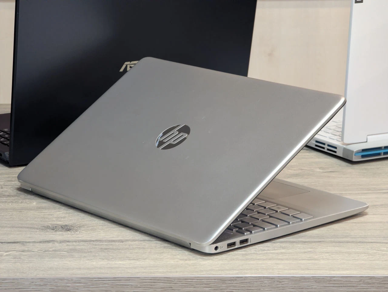 HP Laptop 15-dy1xxx | Intel Core i3-1005G1 | 16GB | 256GB SSD | 15.6″ HD — miniatură 10