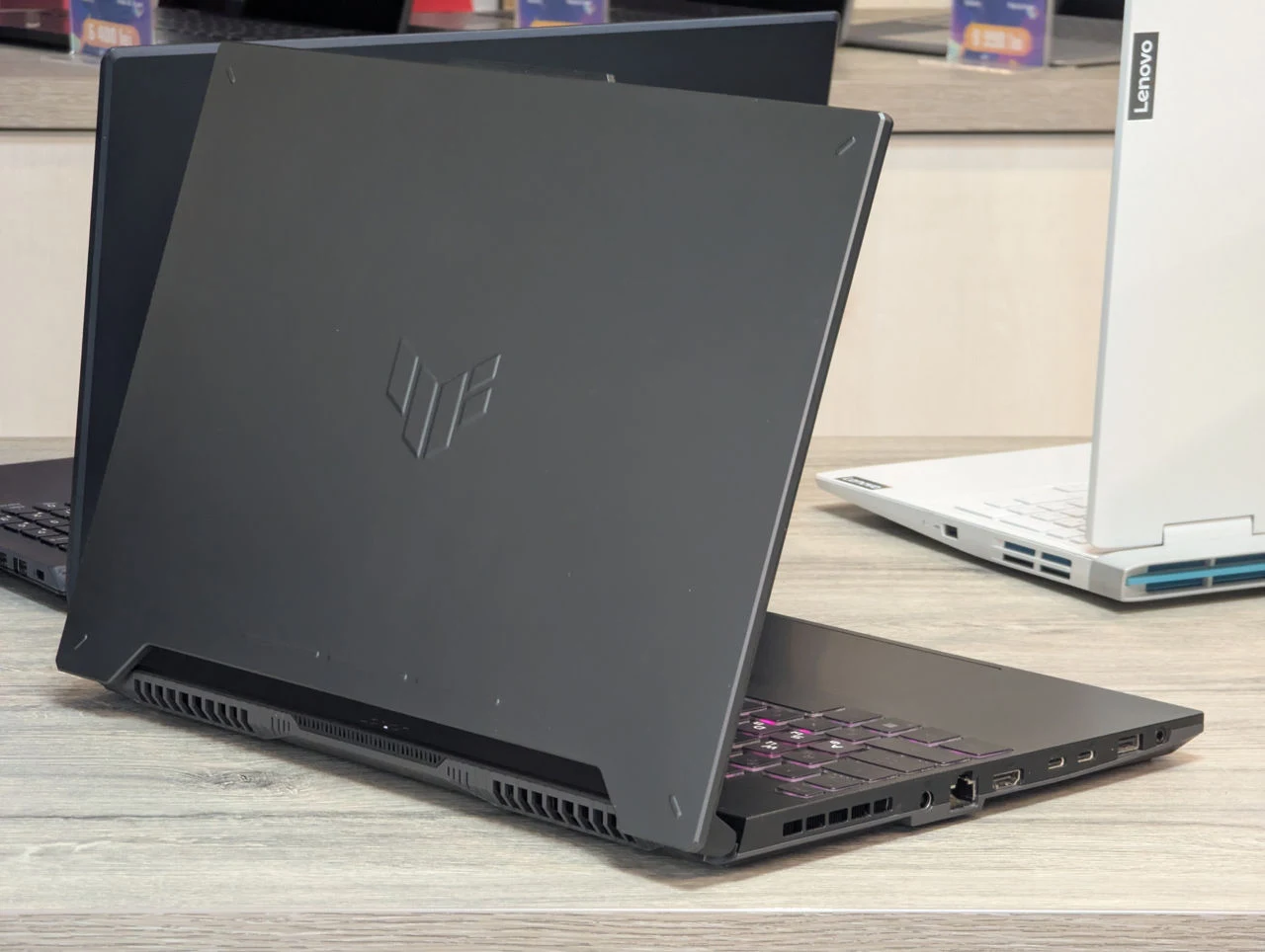ASUS TUF Gaming A15 FA507NV | Ryzen 5 7535HS | 16GB DDR5 | 512GB | RTX 4060 | 15.6″ 144Hz — miniatură 8