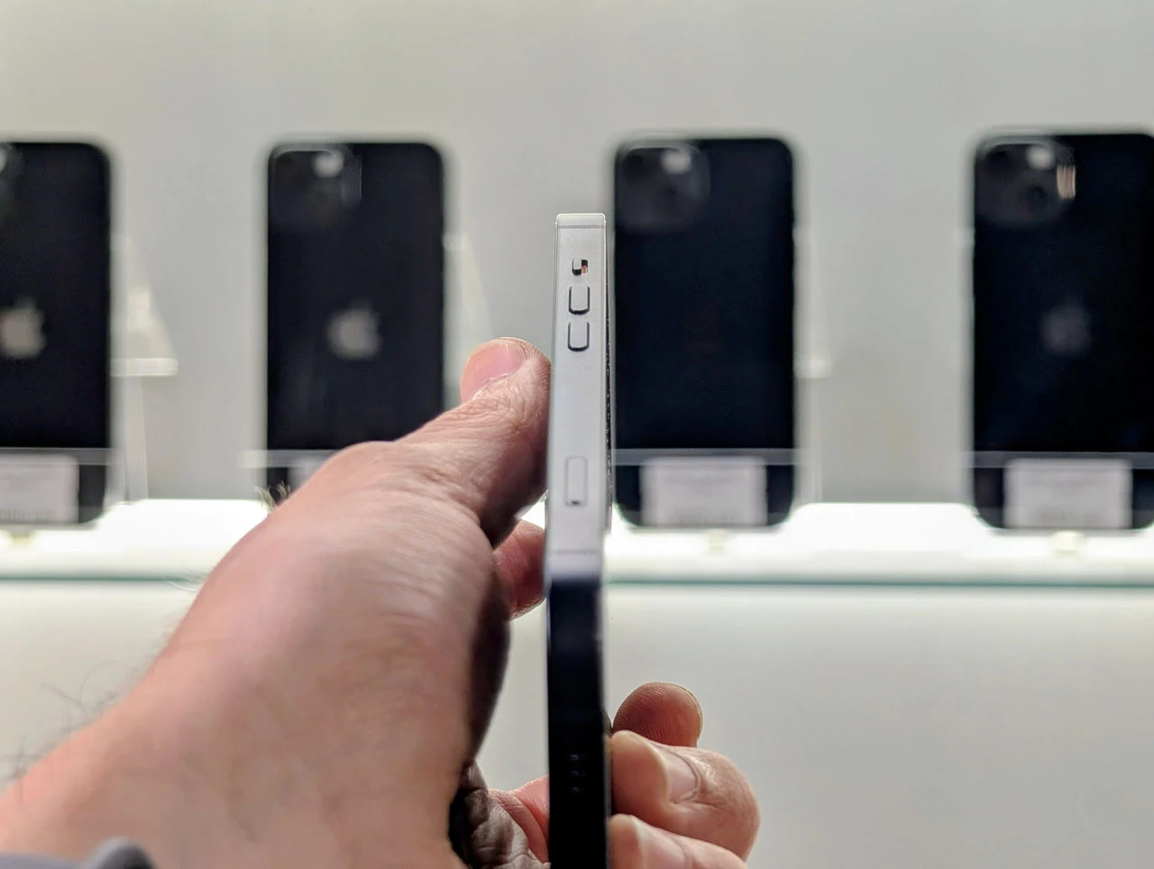 IPhone 13 | A15 Bionic | 4GB | 128GB | 6.1″ Retina | Midnight | Dual SIM — miniatură 13