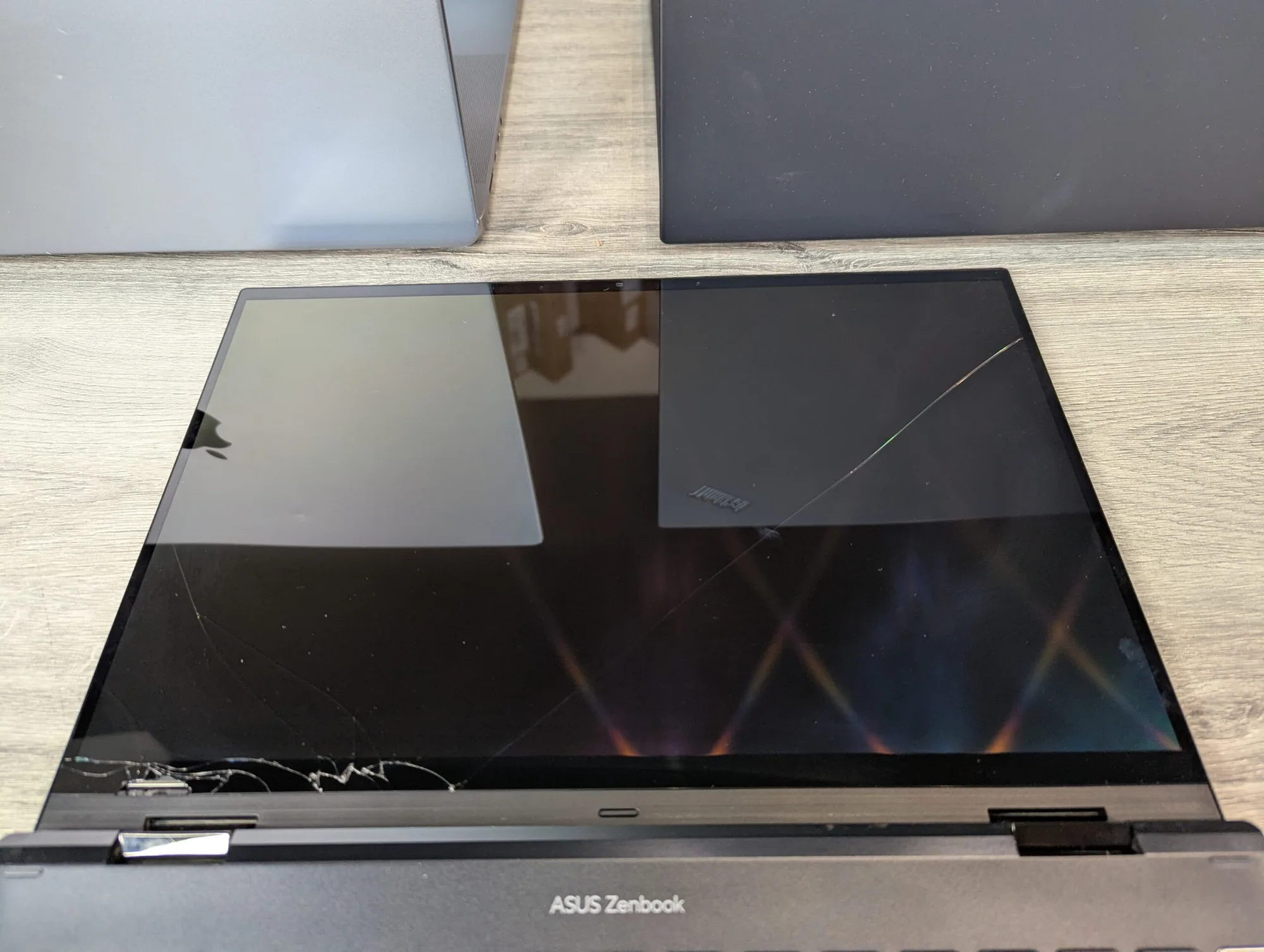 ASUS Zenbook 14X OLED | Ryzen 9 5900HX | 16GB | 256GB SSD | AMD Radeon Graphics | 14.0″ Touch — miniatură 7