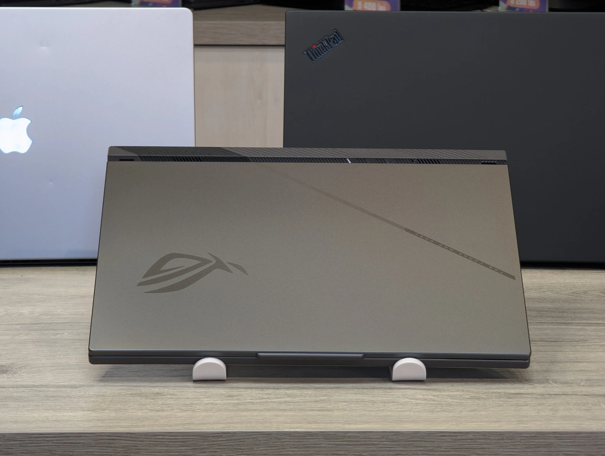 ASUS ROG Strix G16 | Ryzen 9 8940HX | 32GB | 2TB | RTX 5070 | 16.0″ 240Hz — miniatură 15