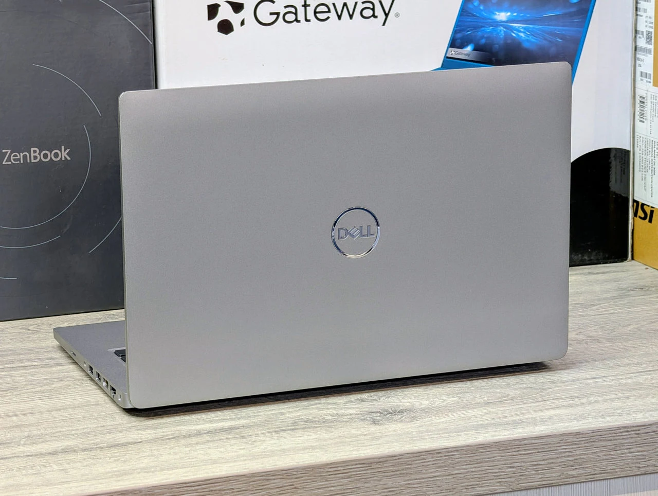 Dell Latitude 5430 | i5 1245U | 16GB | 512GB | Iris Xe | 14″ FHD — miniatură 11