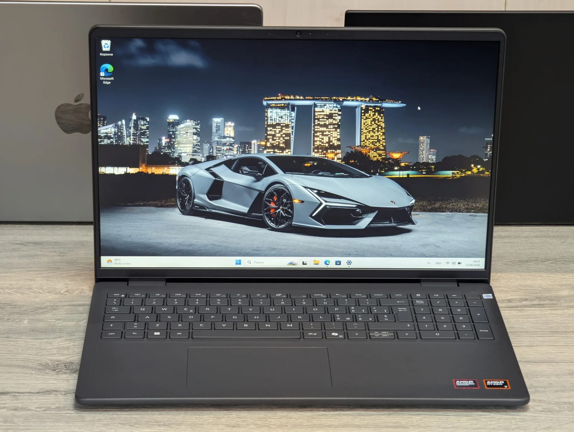 Новый! Dell 16 | Ryzen 7 | 16GB | 1TB SSD | AMD Radeon 780M | 16.0″ Full HD+ — миниатюра 3