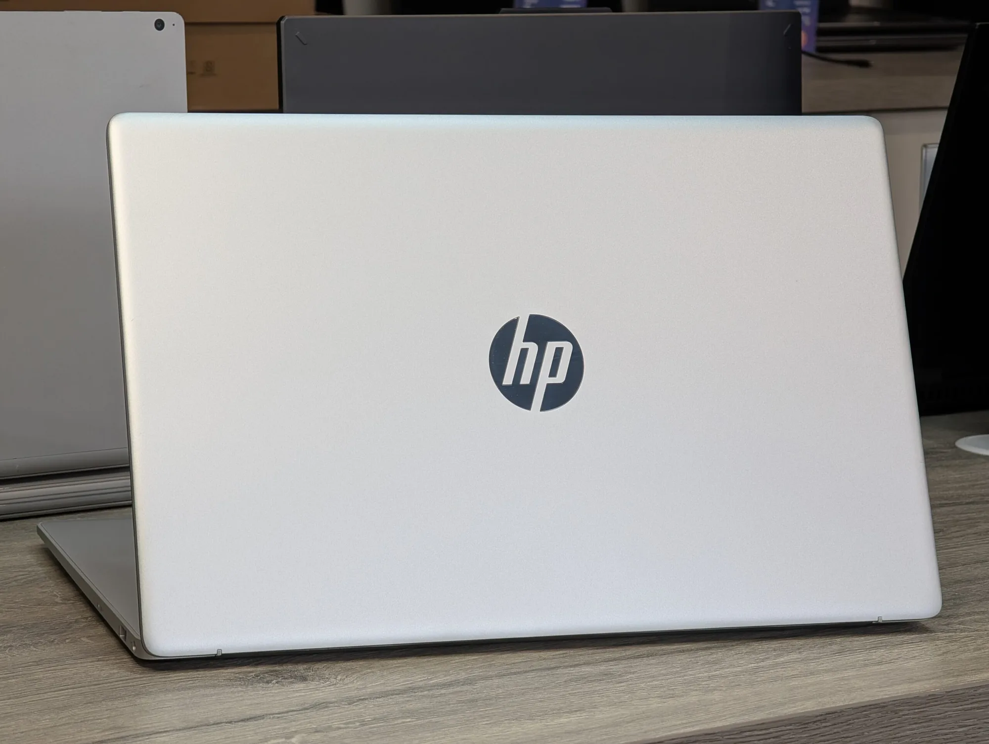 HP Laptop 17 | i5-1334U | 16GB | 256GB | Iris Xe Graphics | 17.3″ FHD — миниатюра 11