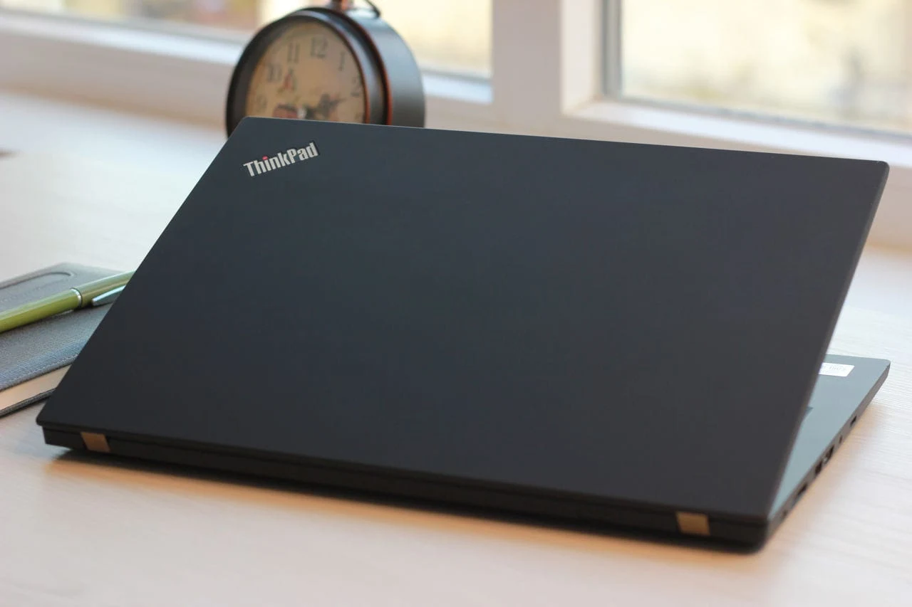 Lenovo ThinkPad T14s | i5 10210U | 16GB | 256GB | 14″ Touch — miniatură 10