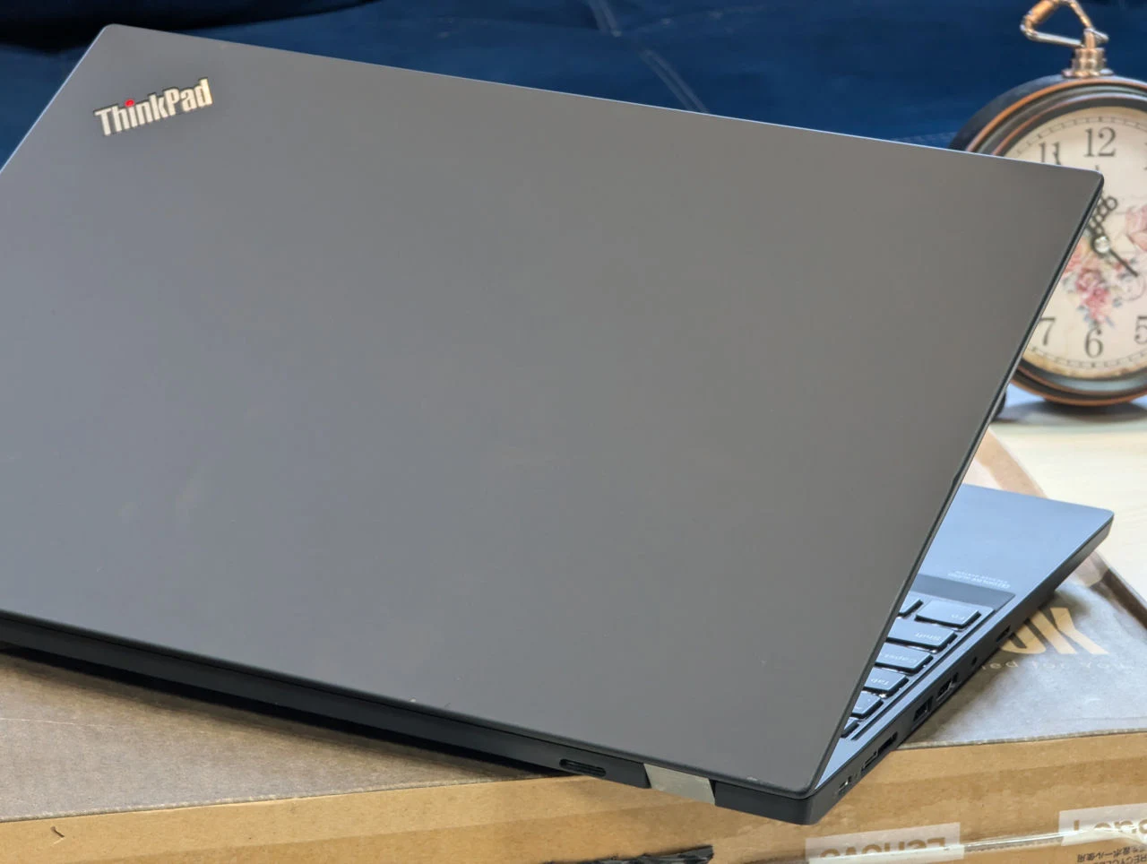 Lenovo ThinkPad T15 | i5 10310U | 16GB | 512GB | 15.6″ IPS — miniatură 12