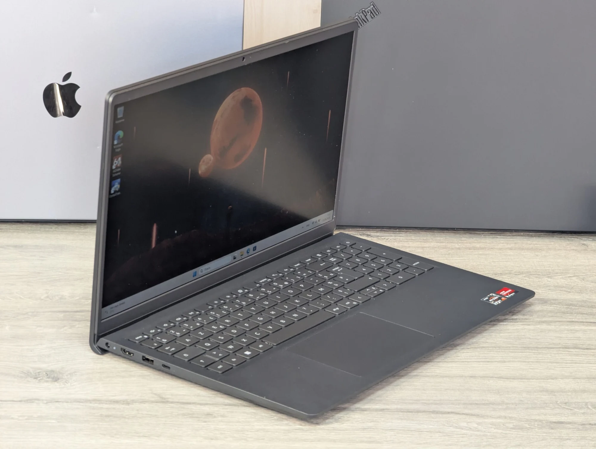 Dell 15 | AMD Ryzen 7 7730U | 16GB | 512GB SSD | AMD Radeon Graphics | 15.6″ Full HD 120Hz — miniatură 6