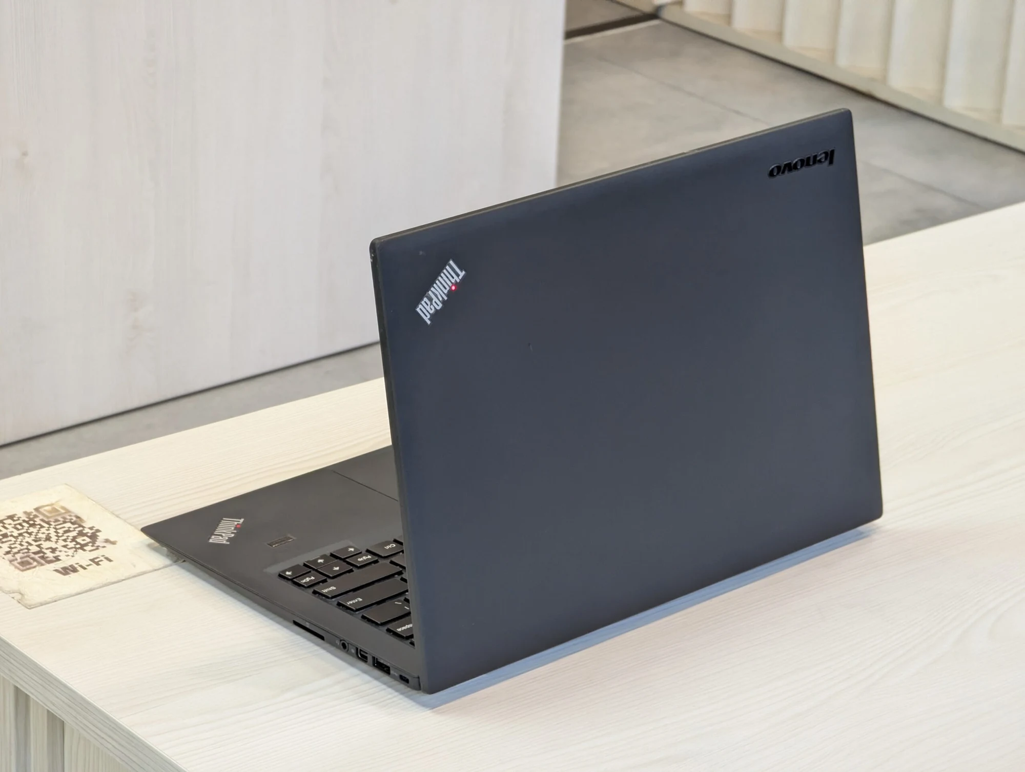 Lenovo ThinkPad X1 Carbon Gen 1 | i7 3667U | 8GB | 256GB | Intel HD | 14.0″ HD+ — miniatură 8